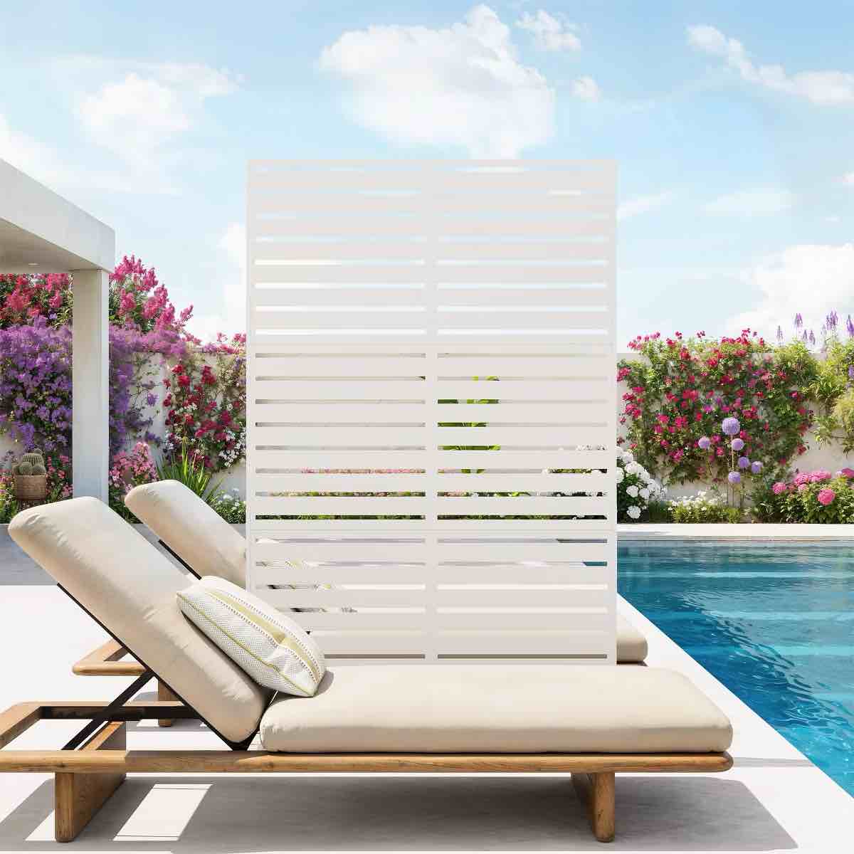 Condition photo showing New/Like New for 6ft outdoor metal privacy screen panel with stand, freestanding decorative fence for patio, garden, balcony, white syj – hw920318
