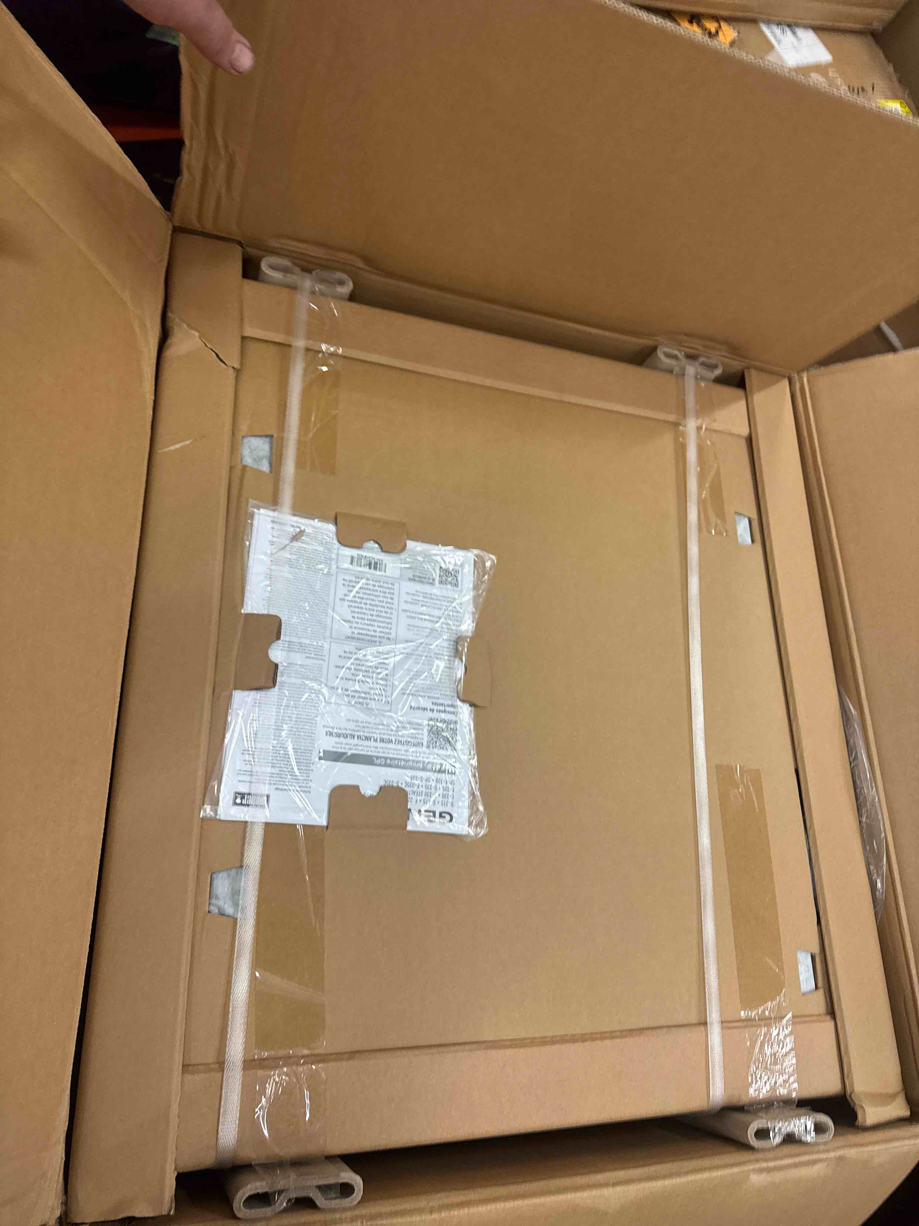 https://s3.amazonaws.com/lotting-images-prod/phillipi/YEL3400747_1781708254640.jpeg