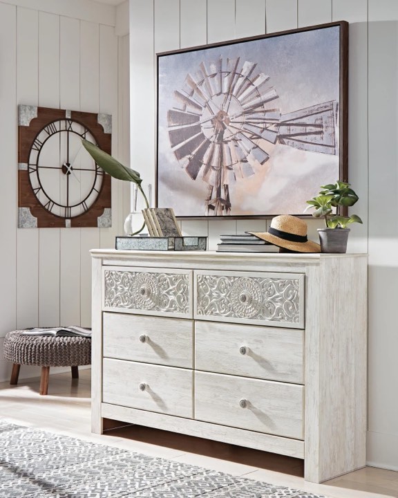 Condition photo showing New/Like New for paxberry 6 drawer dresser with medallion detail