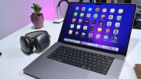 apple 16-inch macbook pro m1 pro chip (2021) model a2485