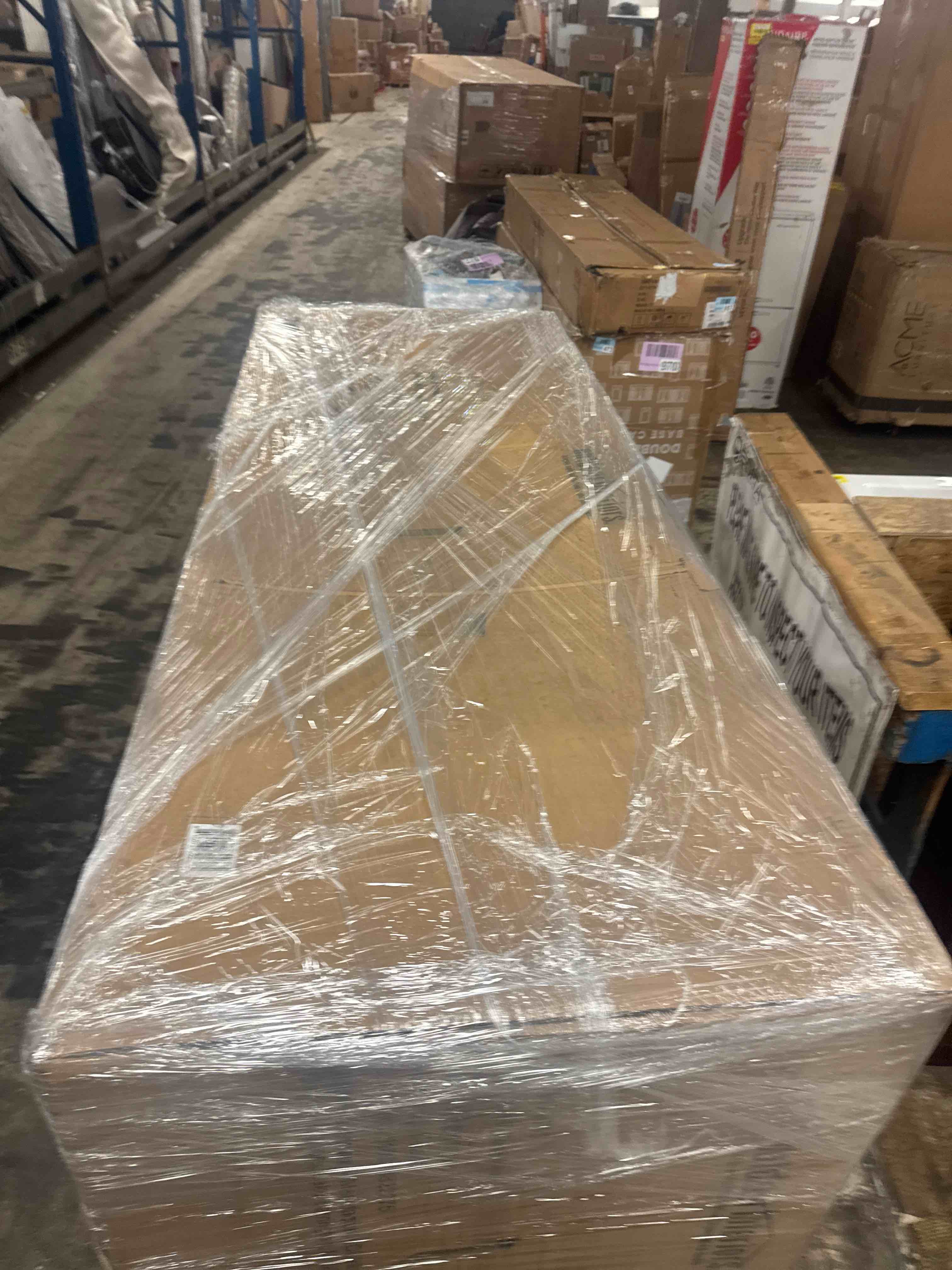 https://s3.amazonaws.com/lotting-images-prod/phillipi/YEL3401706_1779467604788.jpeg