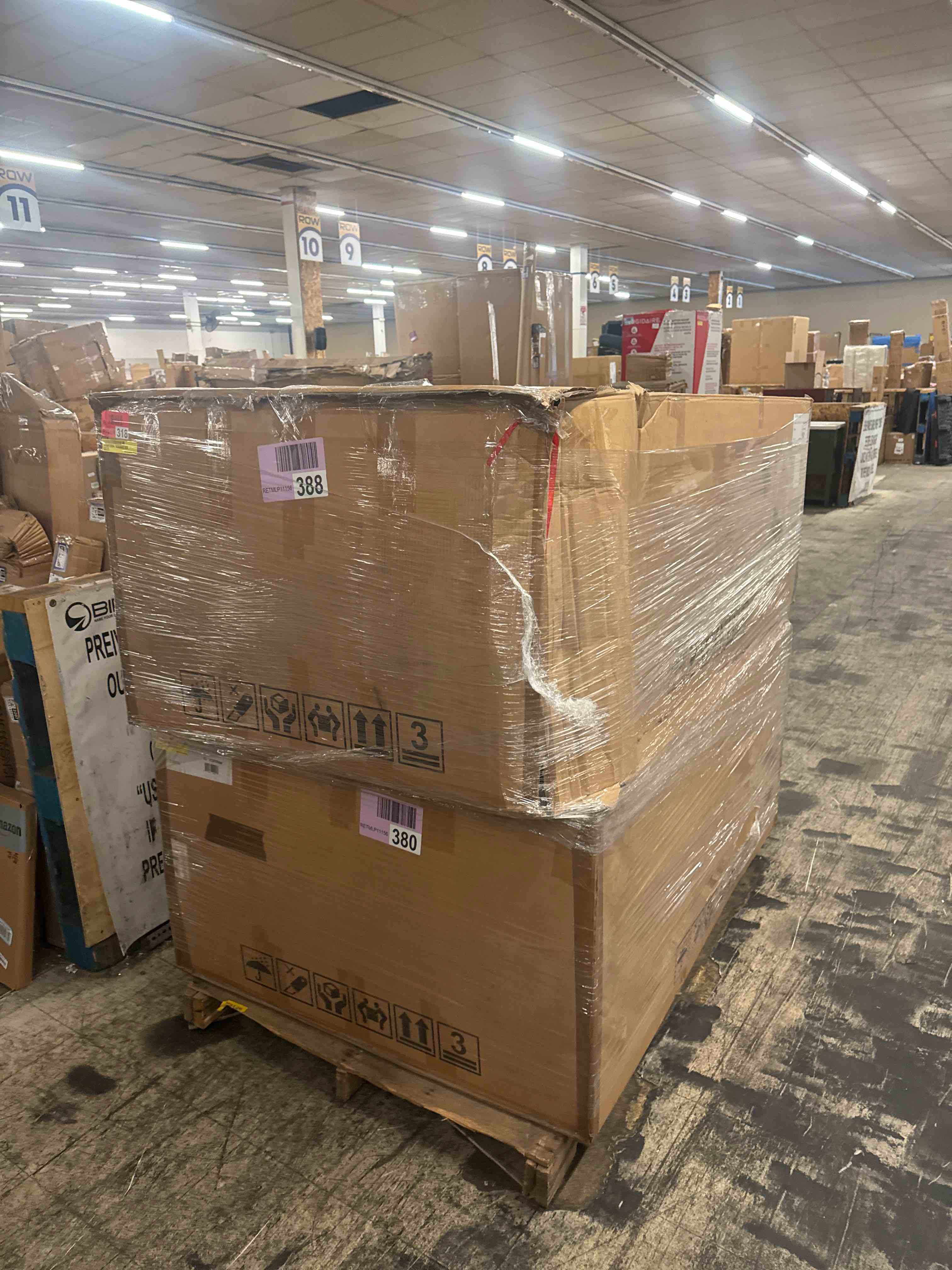 https://s3.amazonaws.com/lotting-images-prod/phillipi/YEL3401709_1779468427265.jpeg