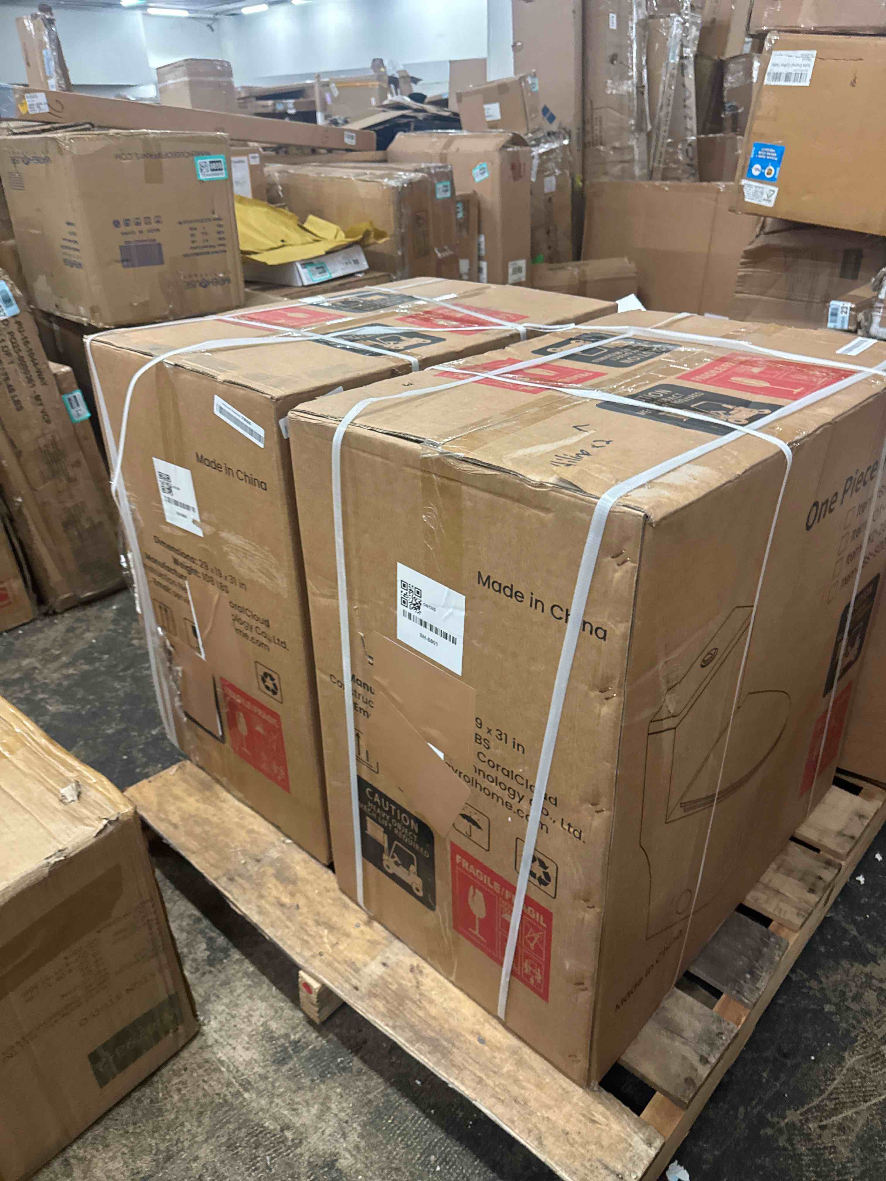 Condition photo showing New/Like New for (2) one piece sleek modern toilet, ada chair seat height 17", dual flush 0.9/1.28 gpf, map 1000g, 12" rough-in, compact fully skirted round toilet for bathrooms soft close seat (bid is per item, lot is for 2 toilets total.)