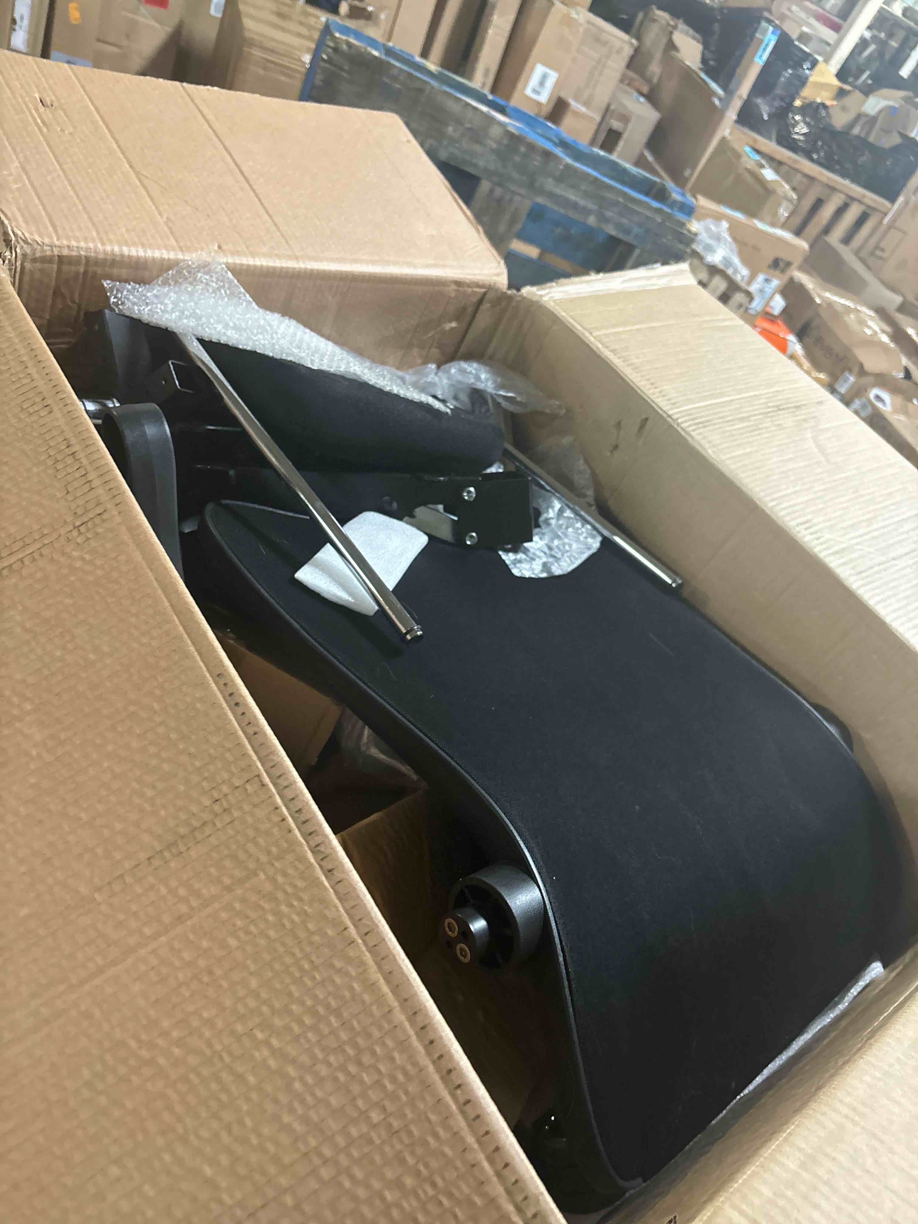 https://s3.amazonaws.com/lotting-images-prod/phillipi/YEL3779060_1726252803587.jpeg