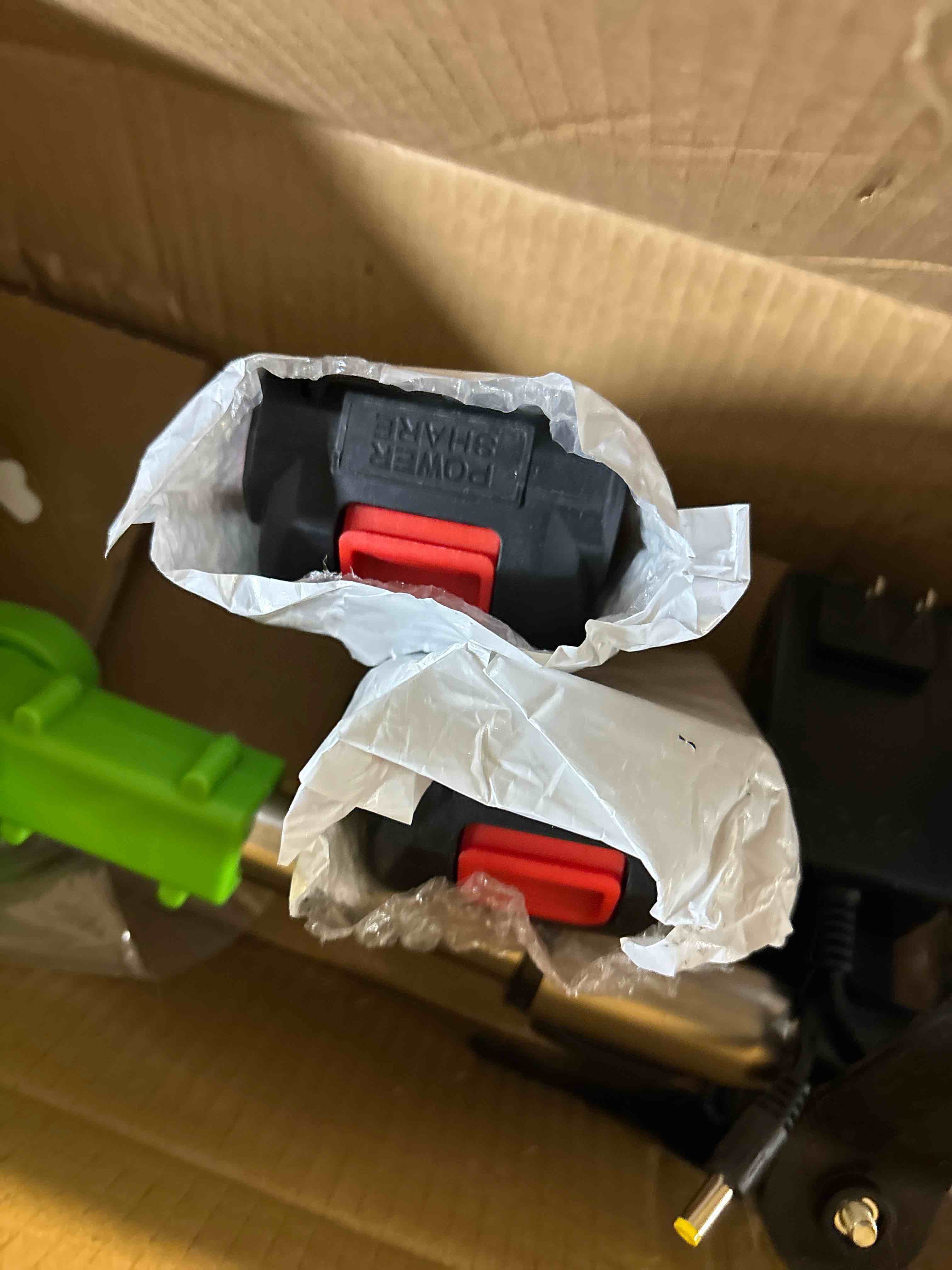 https://s3.amazonaws.com/lotting-images-prod/phillipi/YEL3779331_1726755448651.jpeg