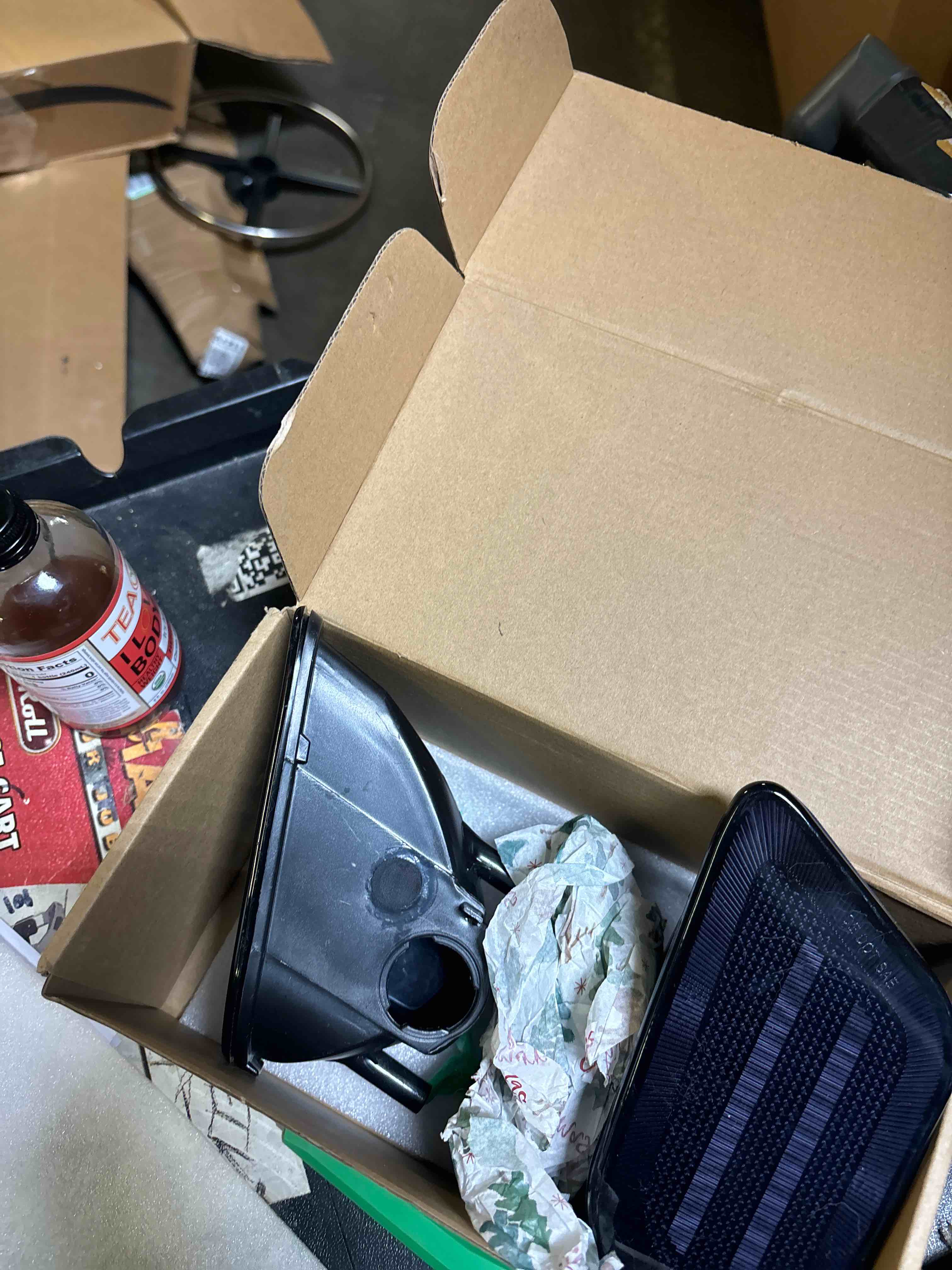 https://s3.amazonaws.com/lotting-images-prod/phillipi/YEL3779352_1726760970309.jpeg