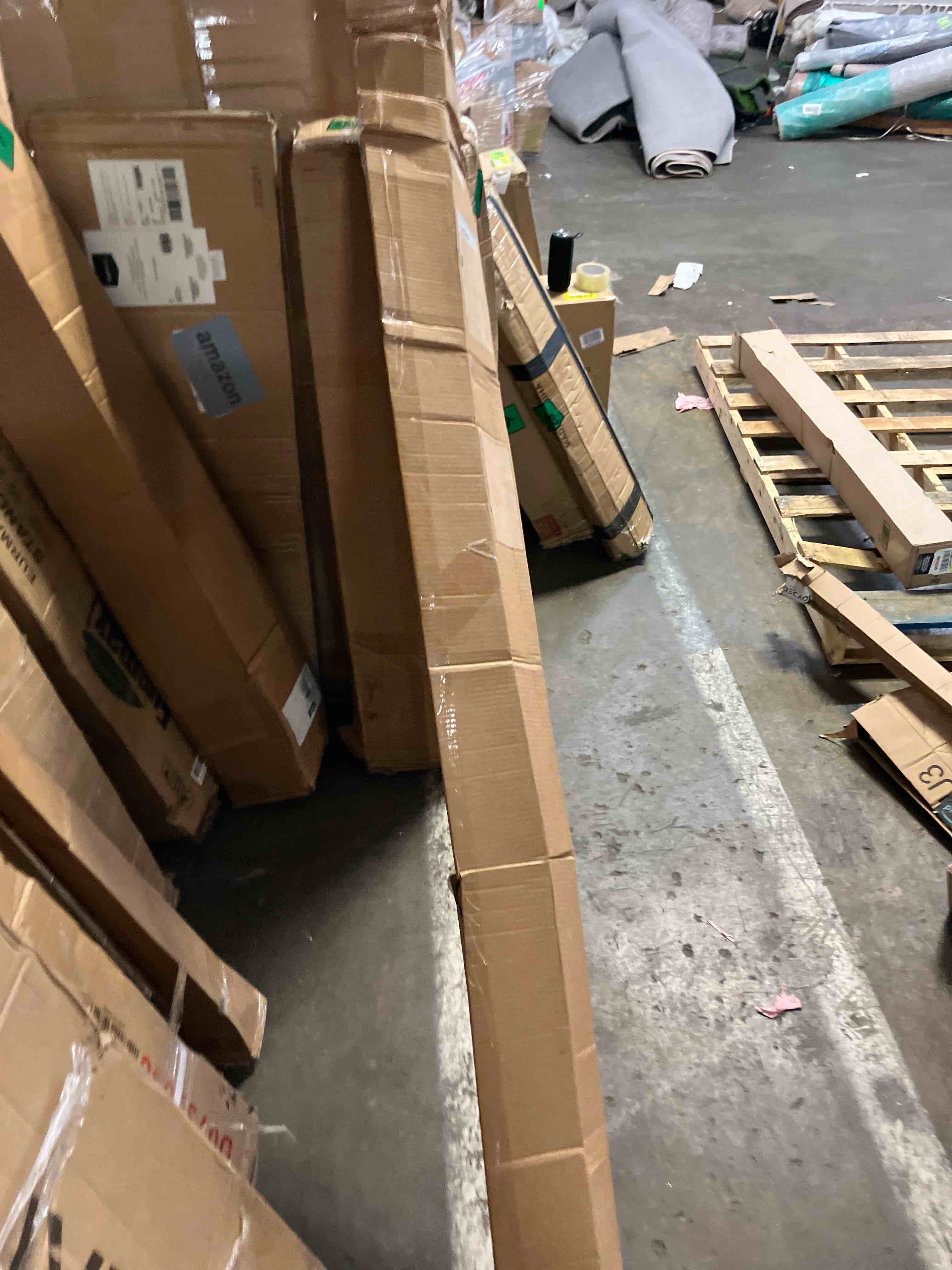 https://s3.amazonaws.com/lotting-images-prod/phillipi/YEL3780570_1724959877186.jpeg