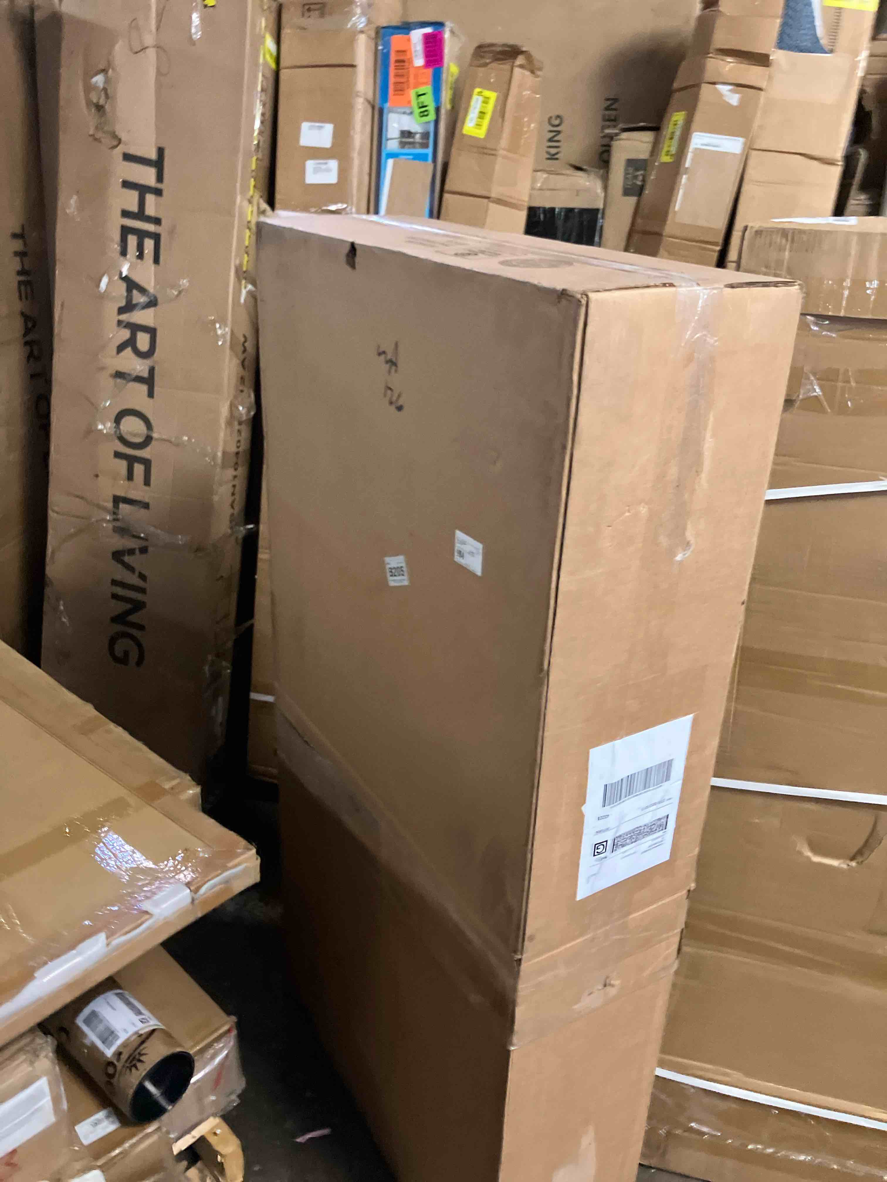 https://s3.amazonaws.com/lotting-images-prod/phillipi/YEL3780574_1725039643457.jpeg
