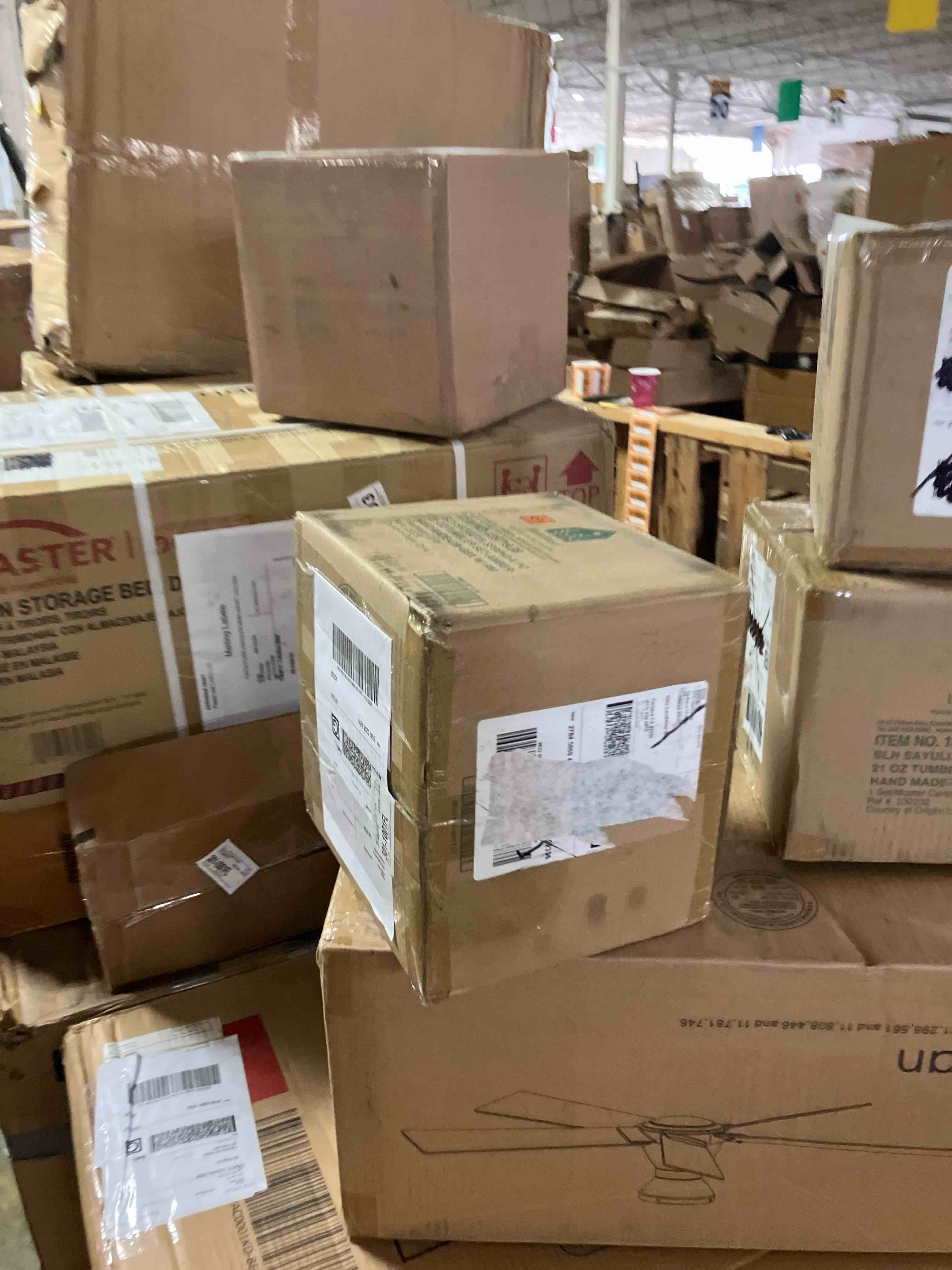 https://s3.amazonaws.com/lotting-images-prod/phillipi/YEL3780609_1725042805852.jpeg
