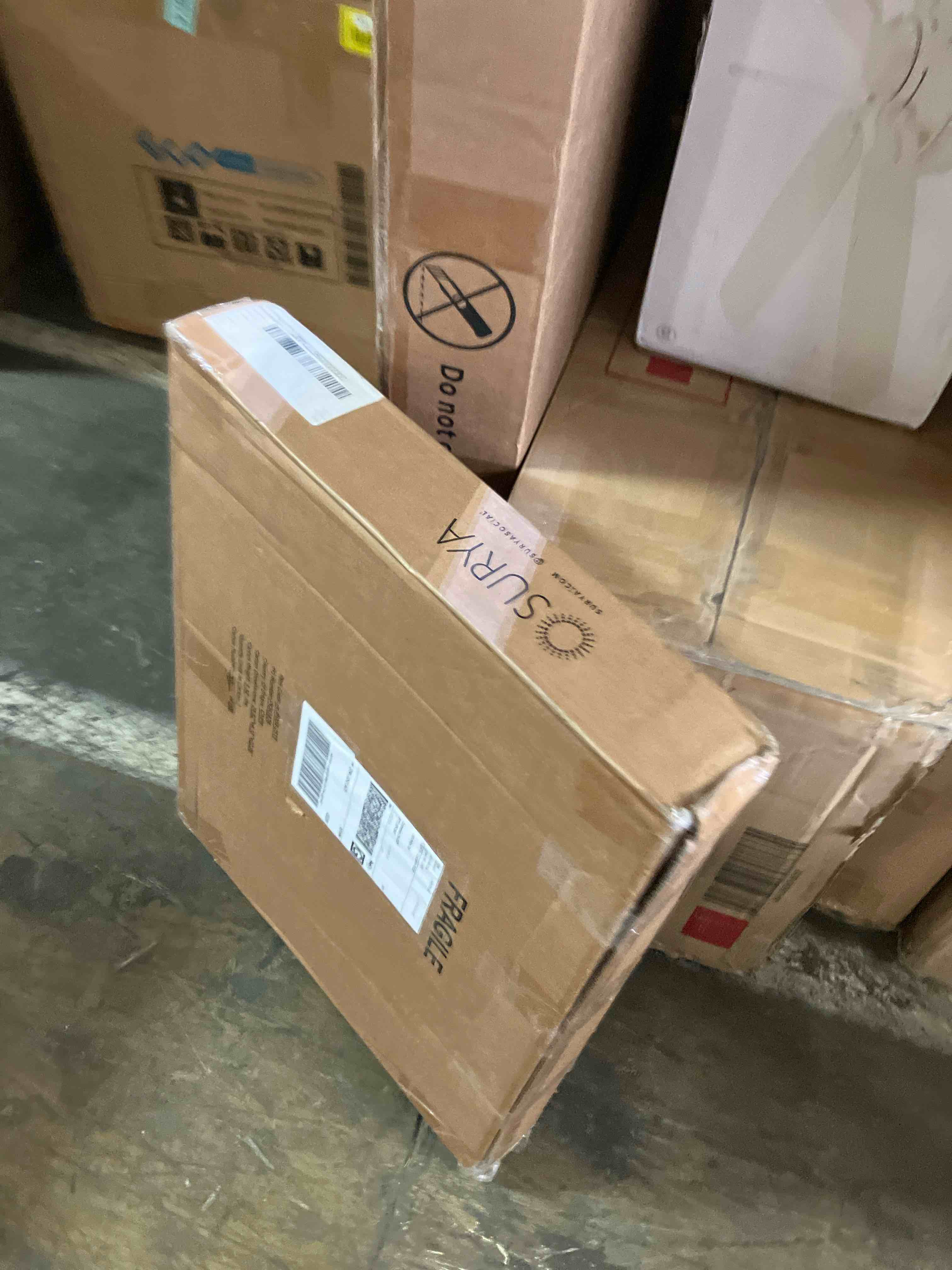 https://s3.amazonaws.com/lotting-images-prod/phillipi/YEL3780812_1725045293284.jpeg