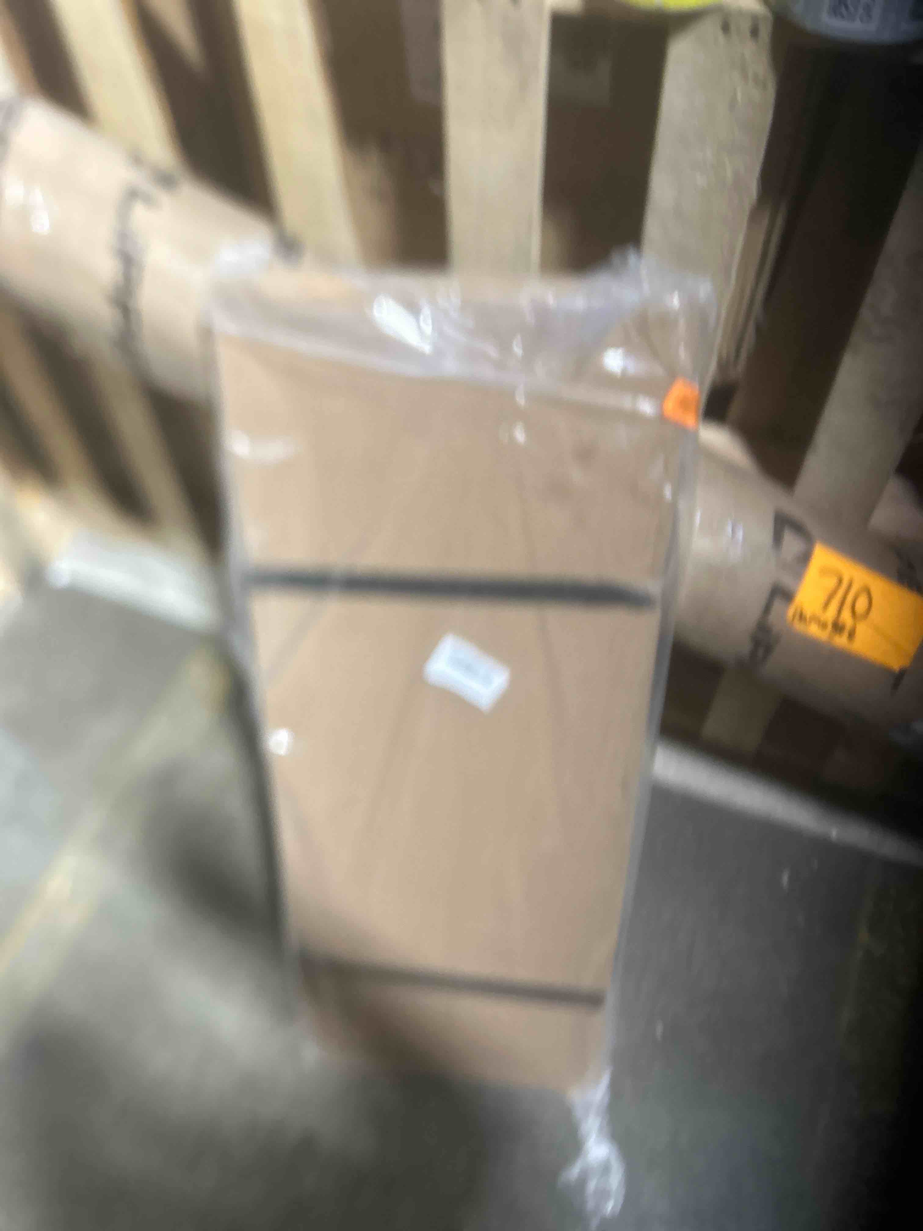 https://s3.amazonaws.com/lotting-images-prod/phillipi/YEL3785878_1735665032344.jpeg