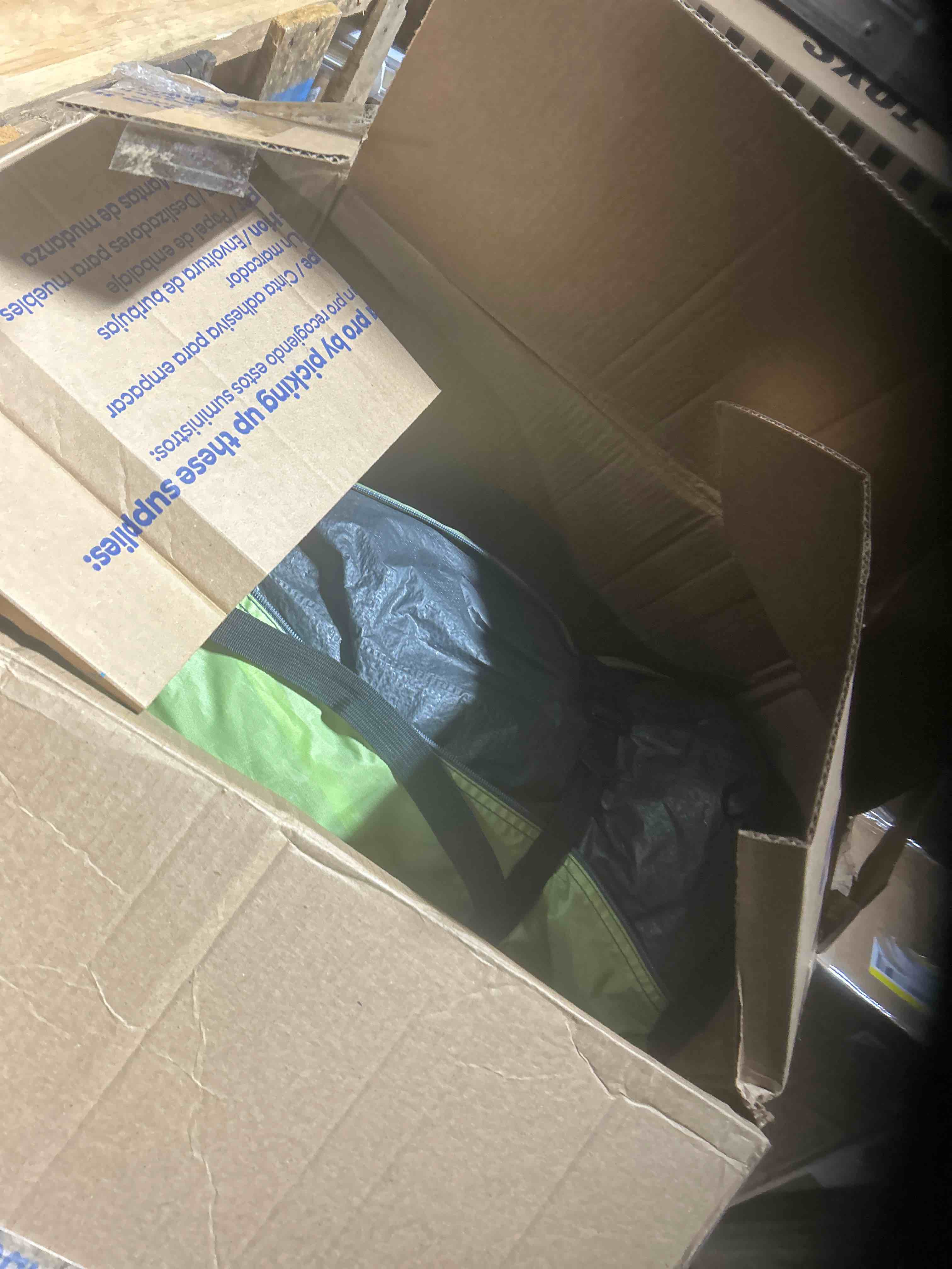 https://s3.amazonaws.com/lotting-images-prod/phillipi/YEL3785880_1735666048615.jpeg