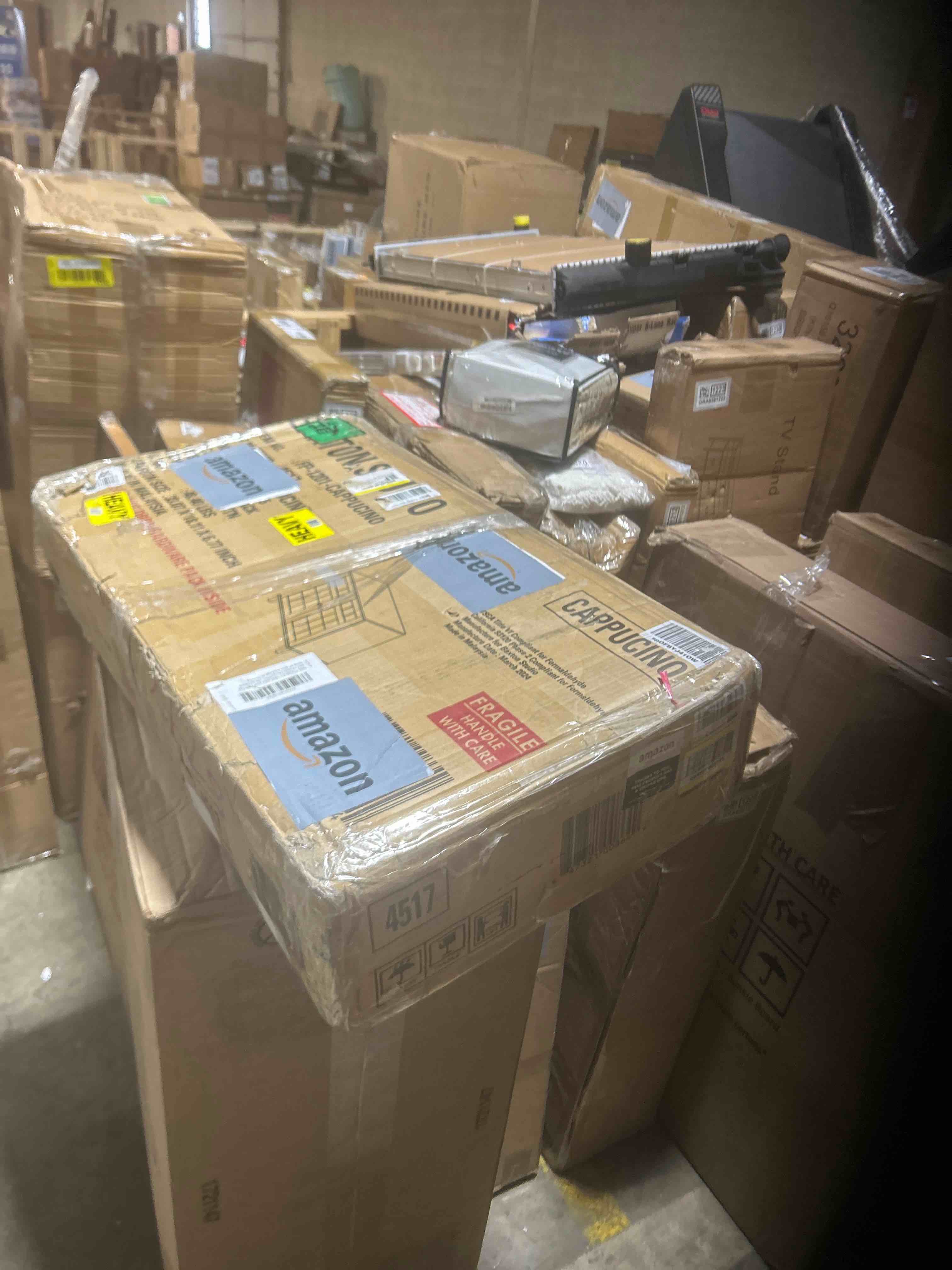 https://s3.amazonaws.com/lotting-images-prod/phillipi/YEL3785885_1735666653371.jpeg