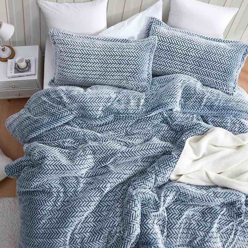 Cozy Peaks - Coma Inducer Oversized Comforter - Chevron Frosted Navy
