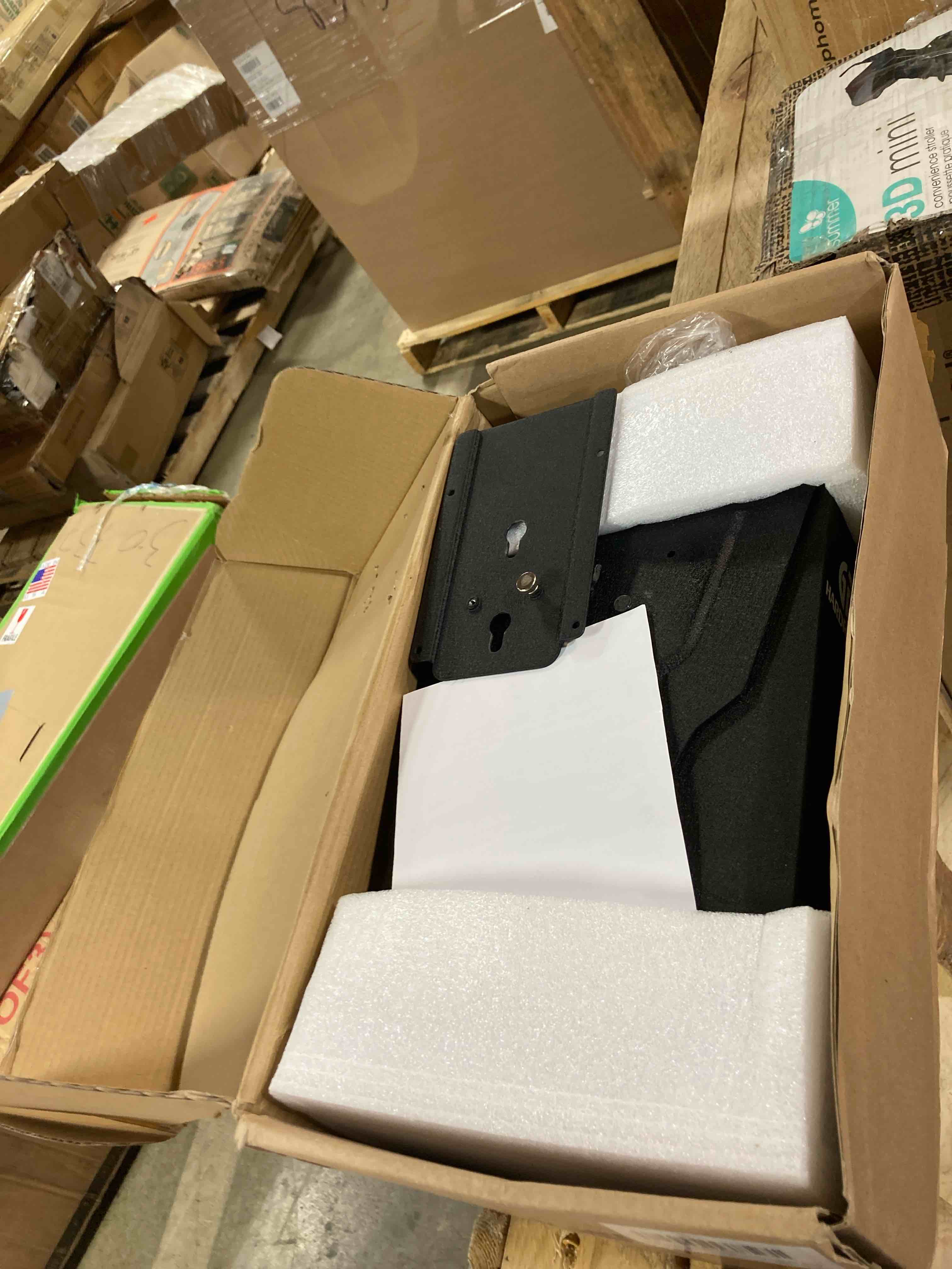 https://s3.amazonaws.com/lotting-images-prod/phillipi/YEL3786500_1729014610513.jpeg