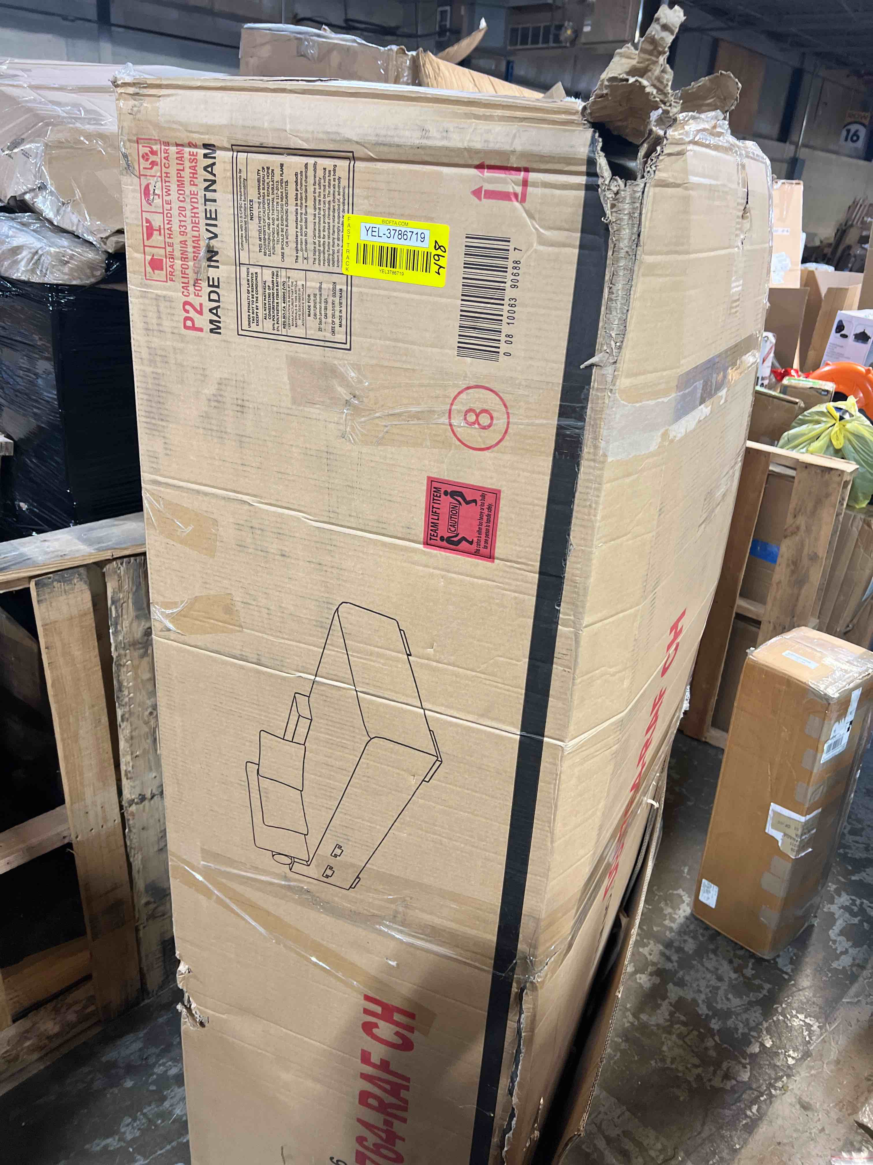 https://s3.amazonaws.com/lotting-images-prod/phillipi/YEL3786719_1729192212296.jpeg