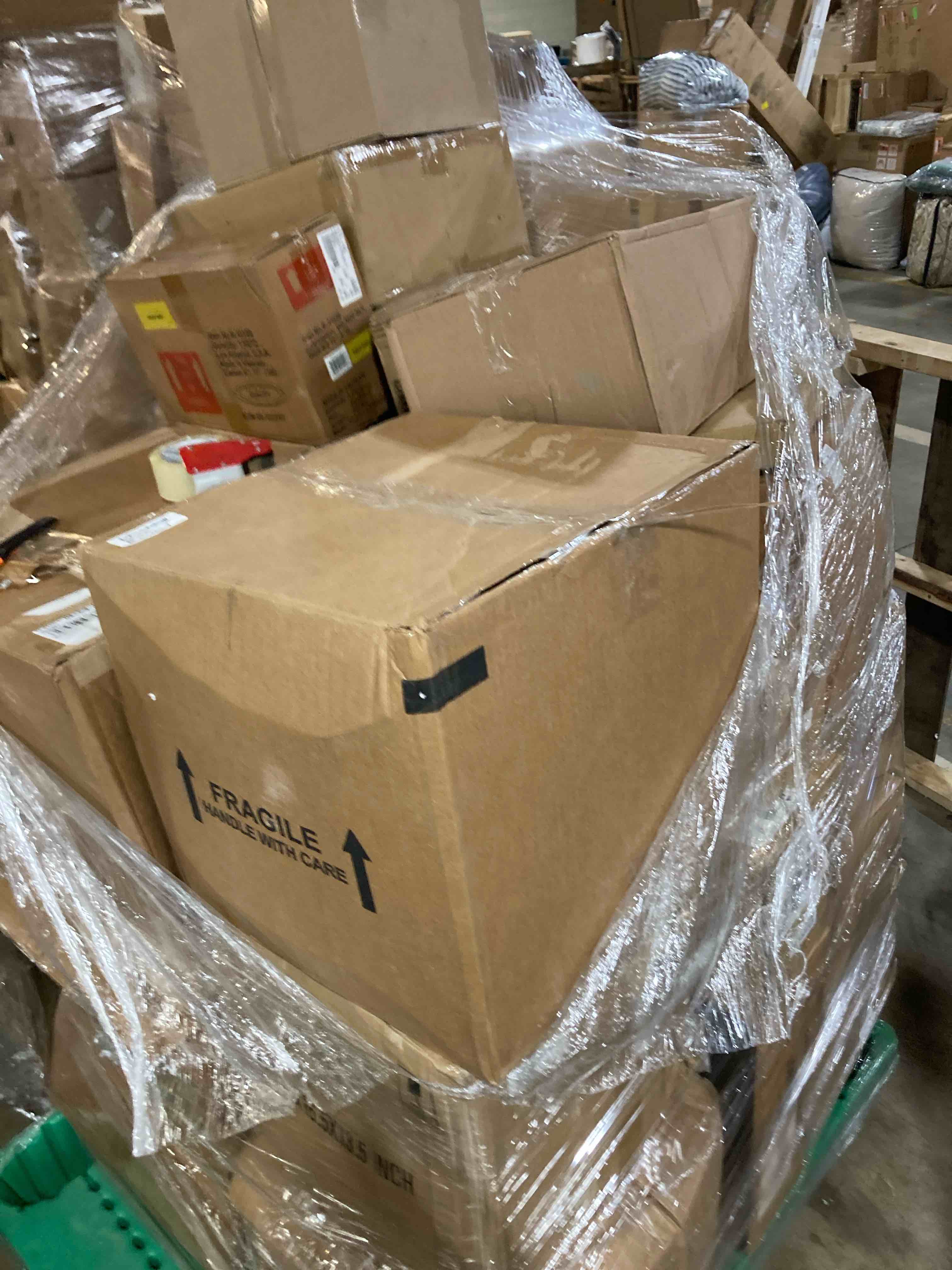 https://s3.amazonaws.com/lotting-images-prod/phillipi/YEL3786777_1729177307896.jpeg