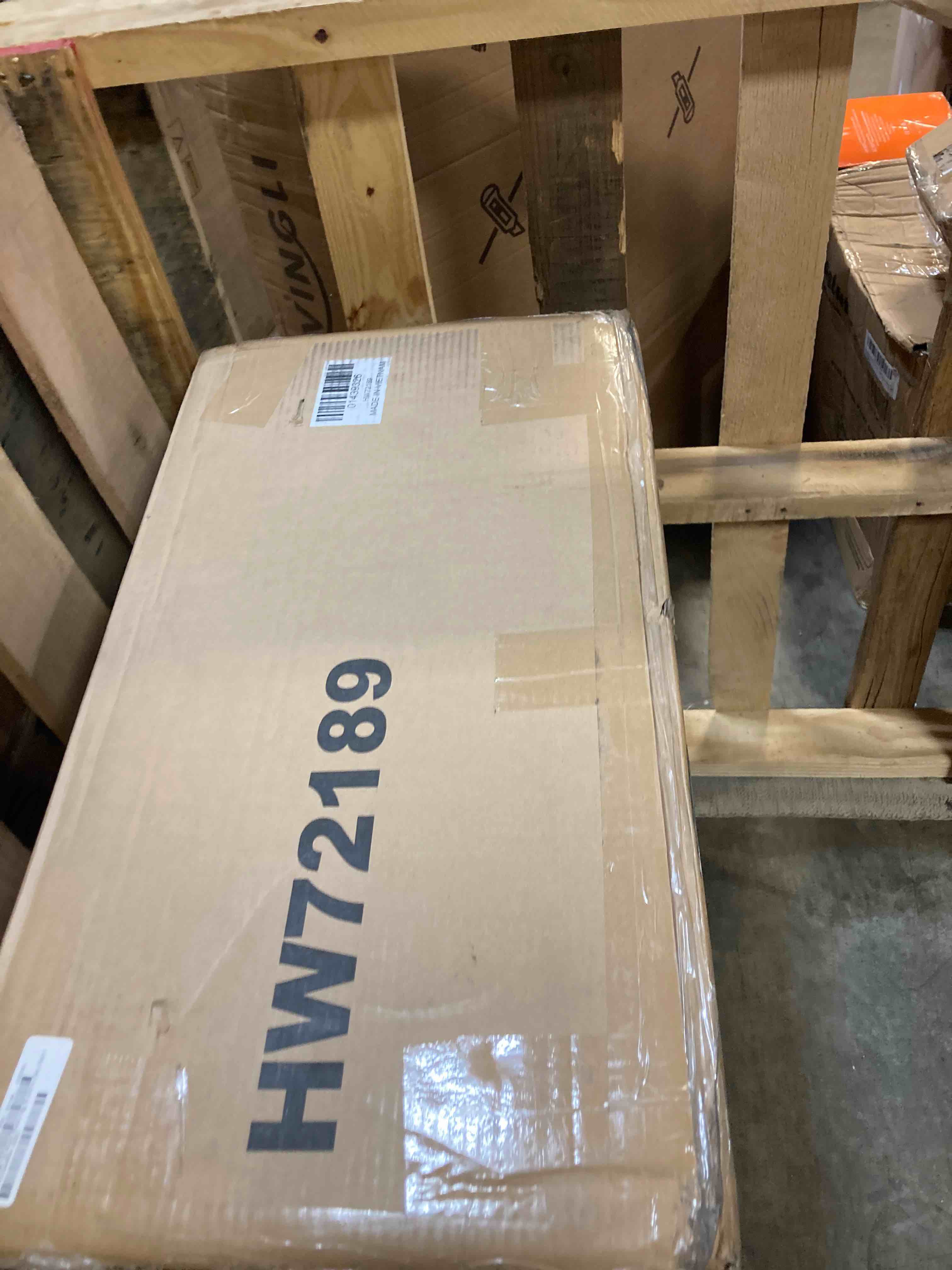 https://s3.amazonaws.com/lotting-images-prod/phillipi/YEL3787100_1729699932180.jpeg