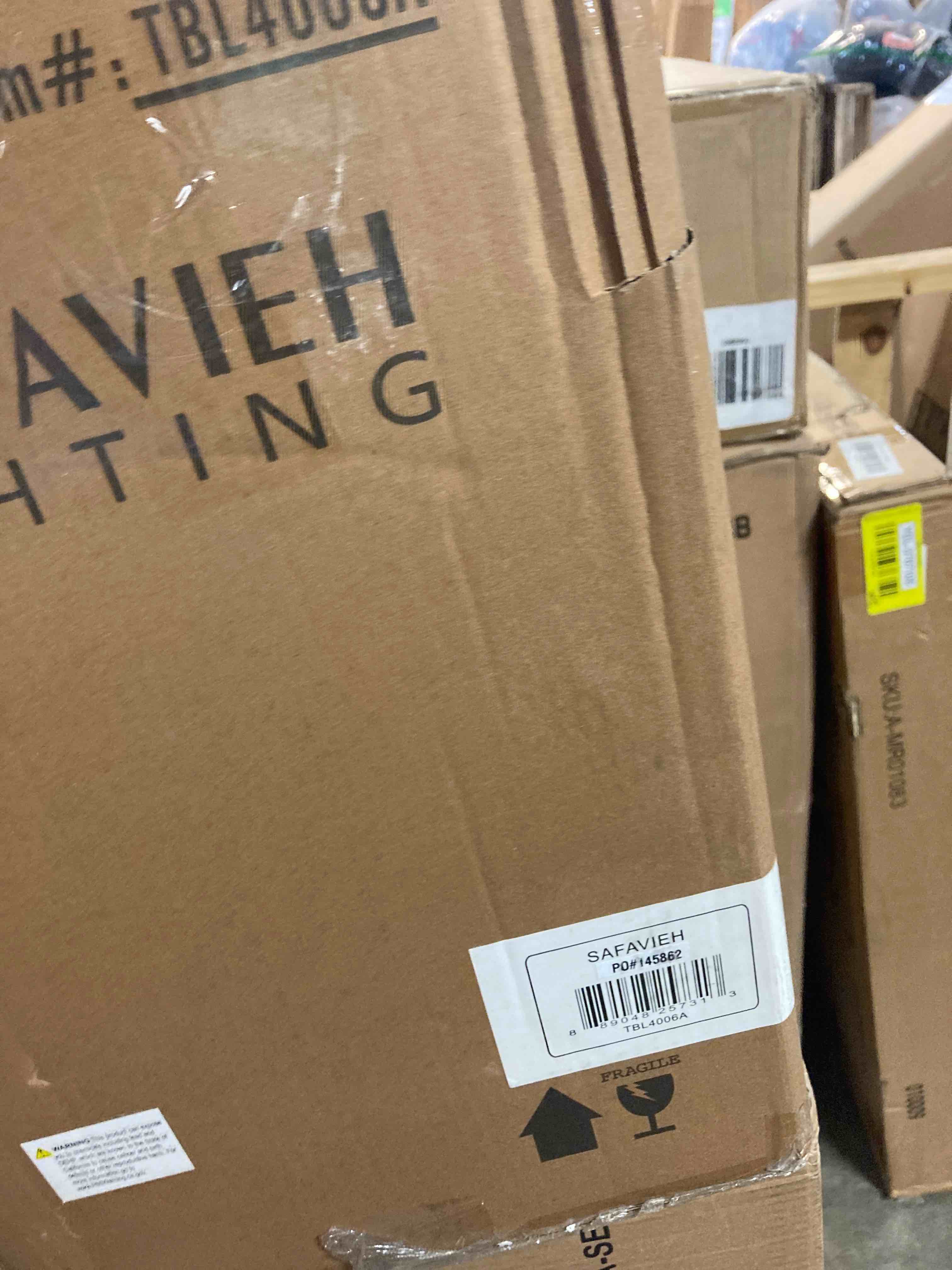 https://s3.amazonaws.com/lotting-images-prod/phillipi/YEL3787108_1729700998462.jpeg