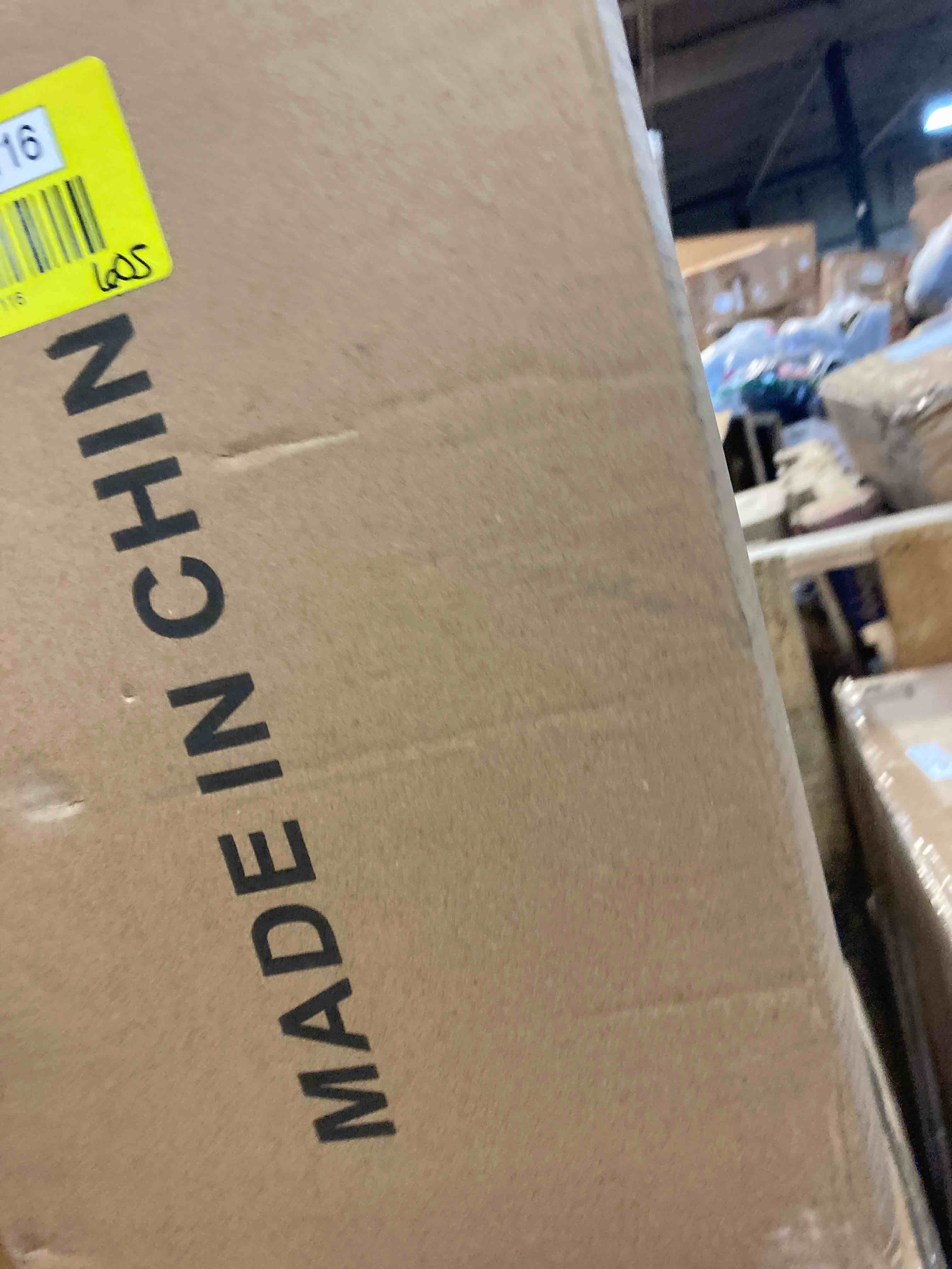 https://s3.amazonaws.com/lotting-images-prod/phillipi/YEL3787116_1729702363234.jpeg