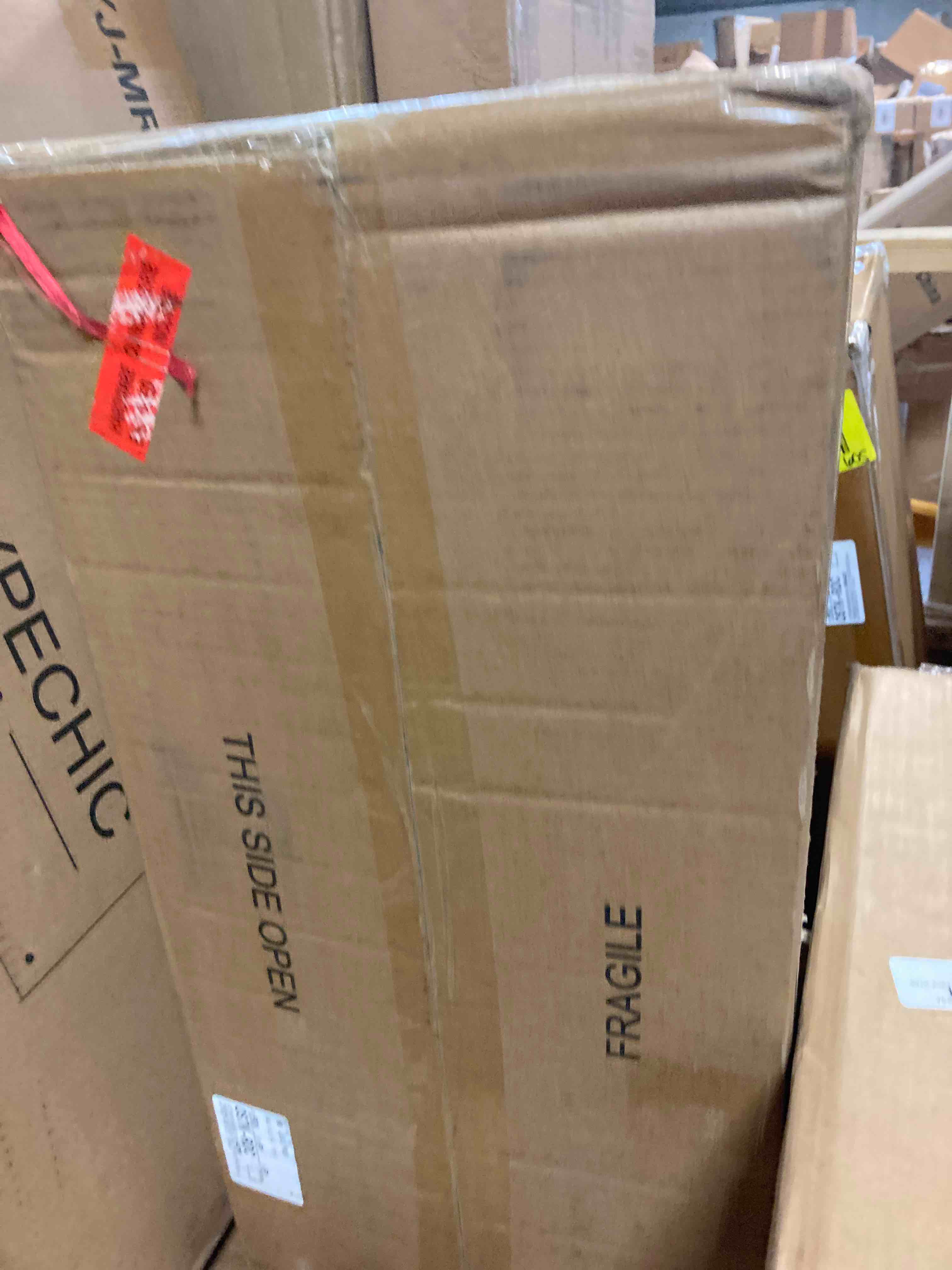 https://s3.amazonaws.com/lotting-images-prod/phillipi/YEL3787117_1729702485771.jpeg