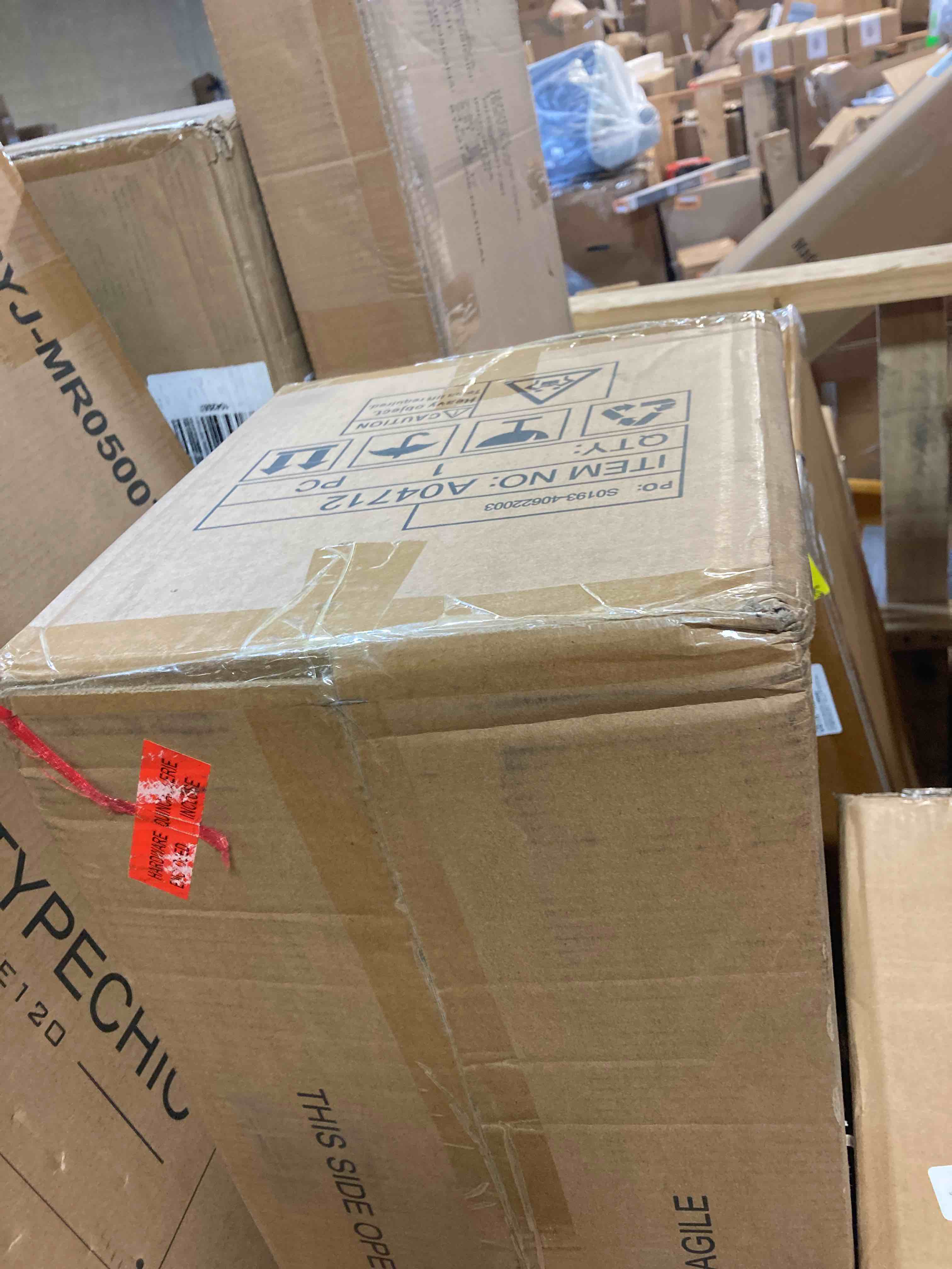 https://s3.amazonaws.com/lotting-images-prod/phillipi/YEL3787117_1729702487229.jpeg