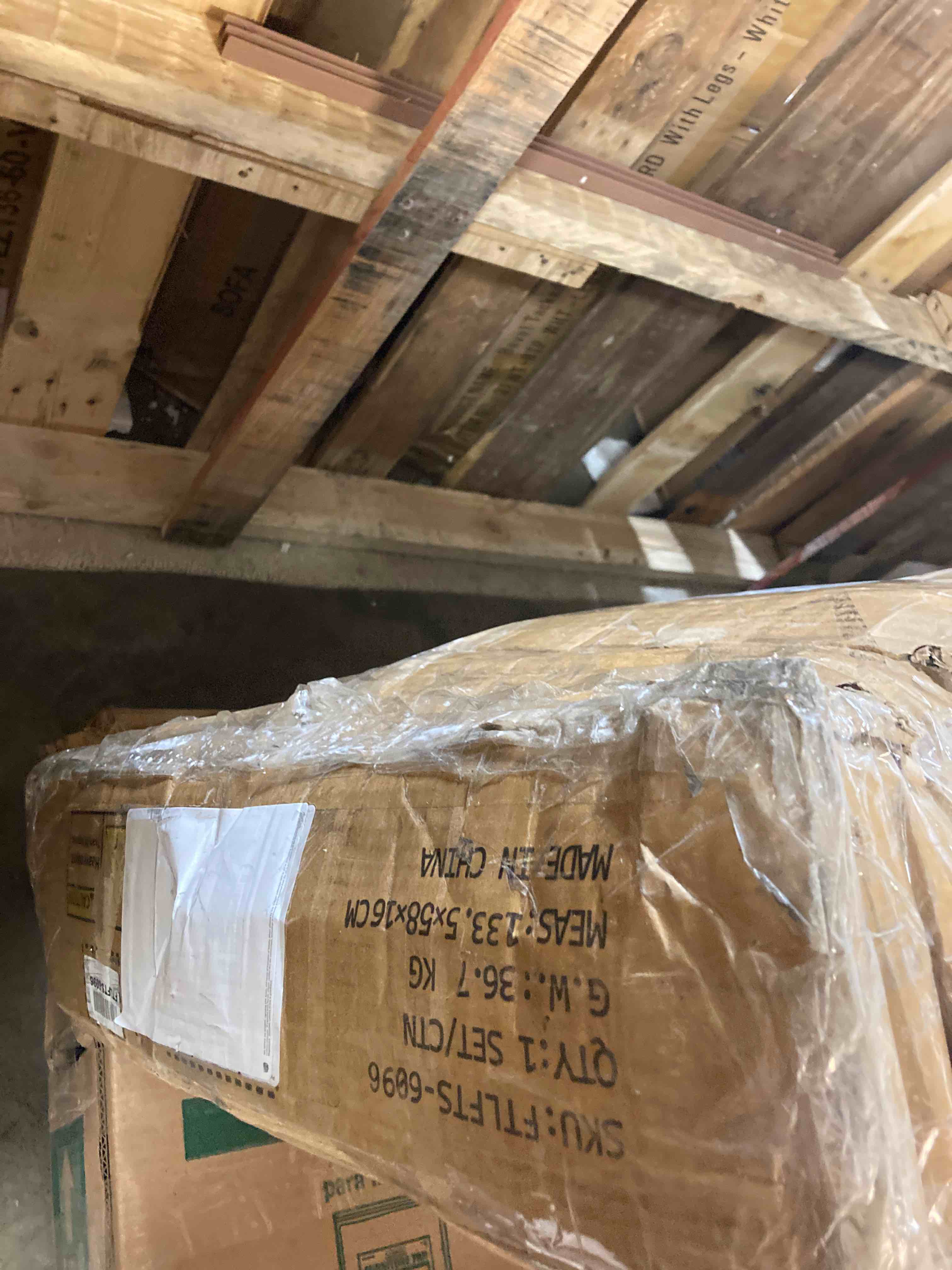 https://s3.amazonaws.com/lotting-images-prod/phillipi/YEL3787145_1729707603011.jpeg