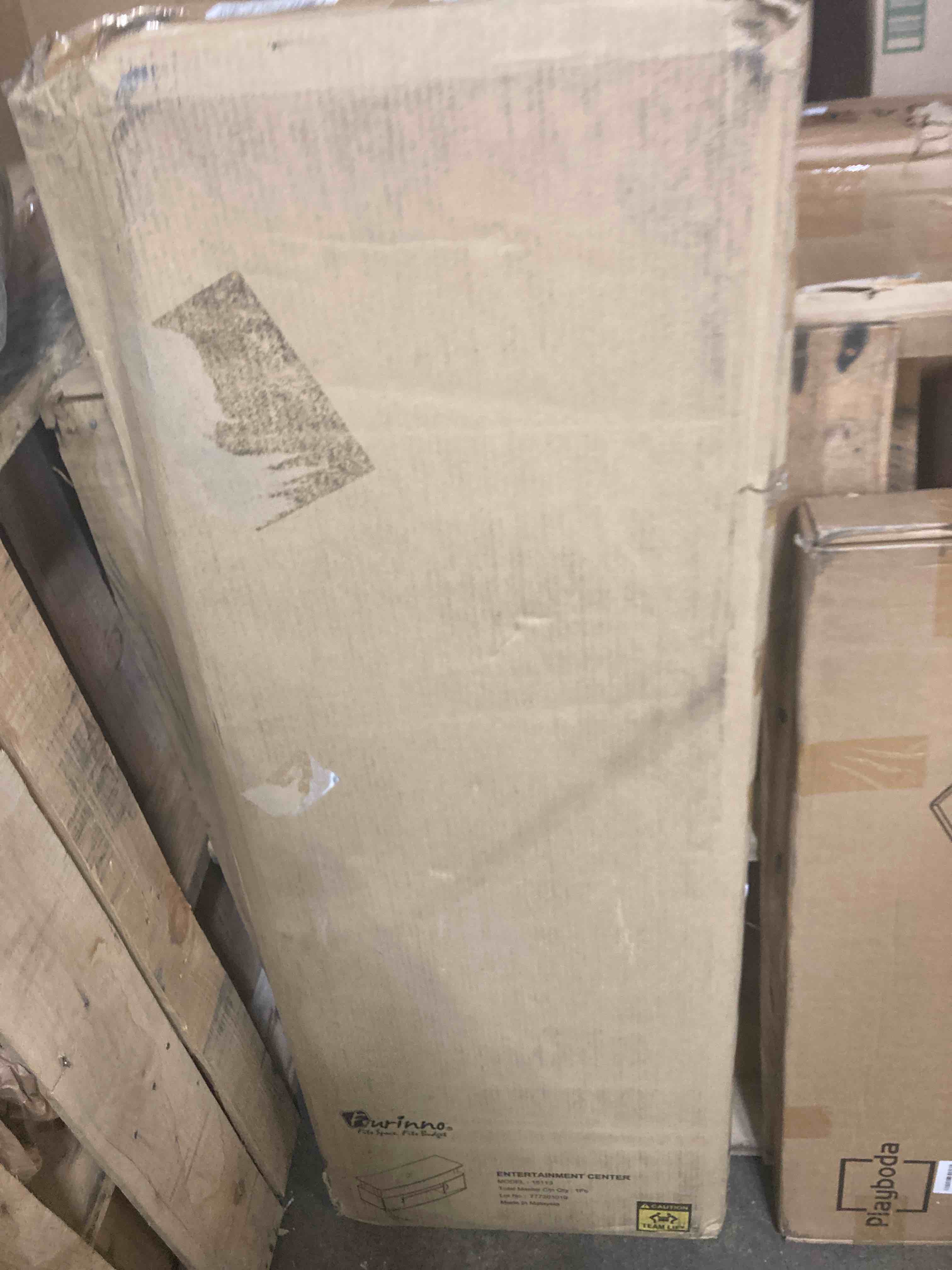 https://s3.amazonaws.com/lotting-images-prod/phillipi/YEL3787389_1730387711602.jpeg