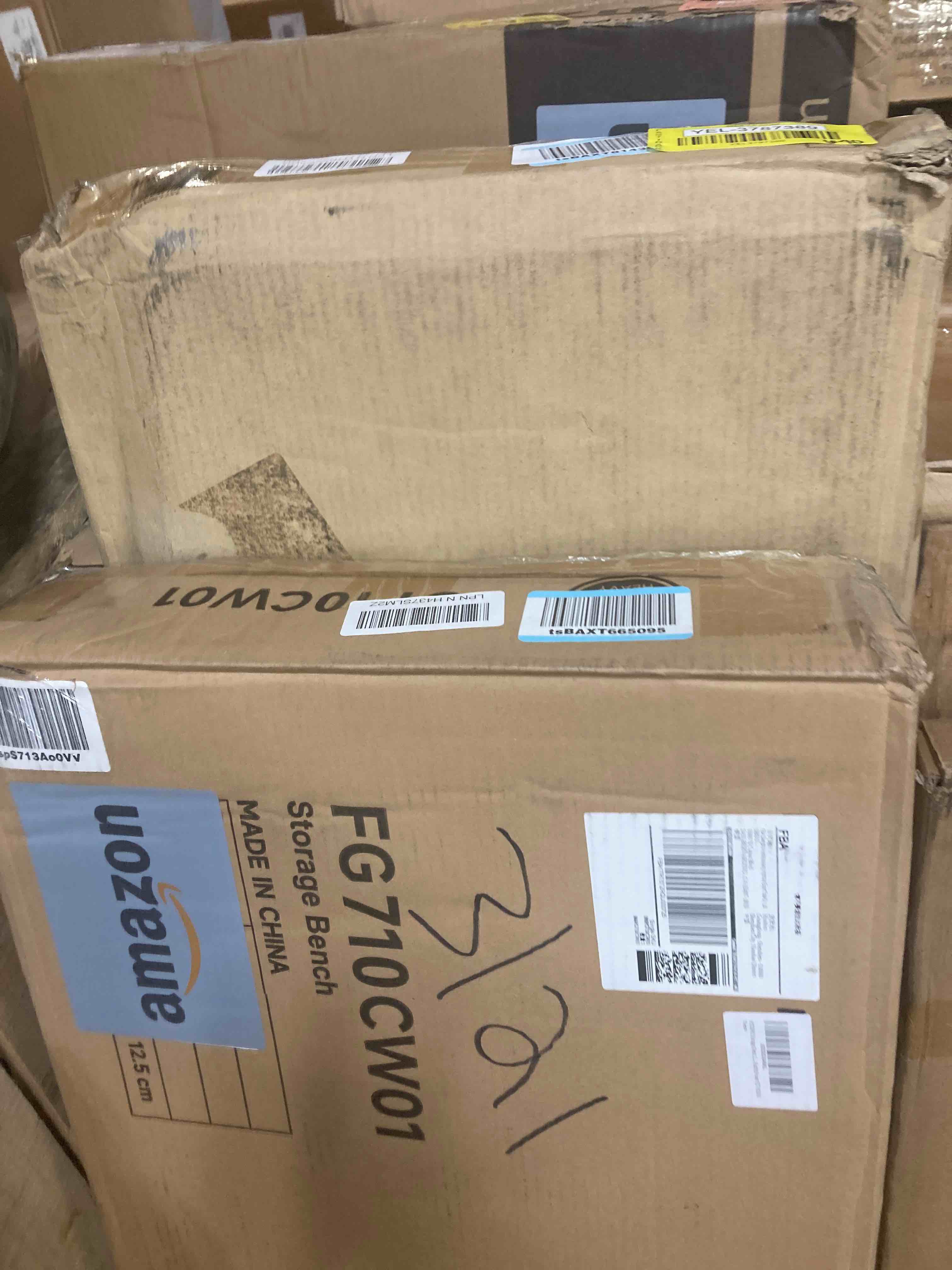 https://s3.amazonaws.com/lotting-images-prod/phillipi/YEL3787390_1730387889761.jpeg