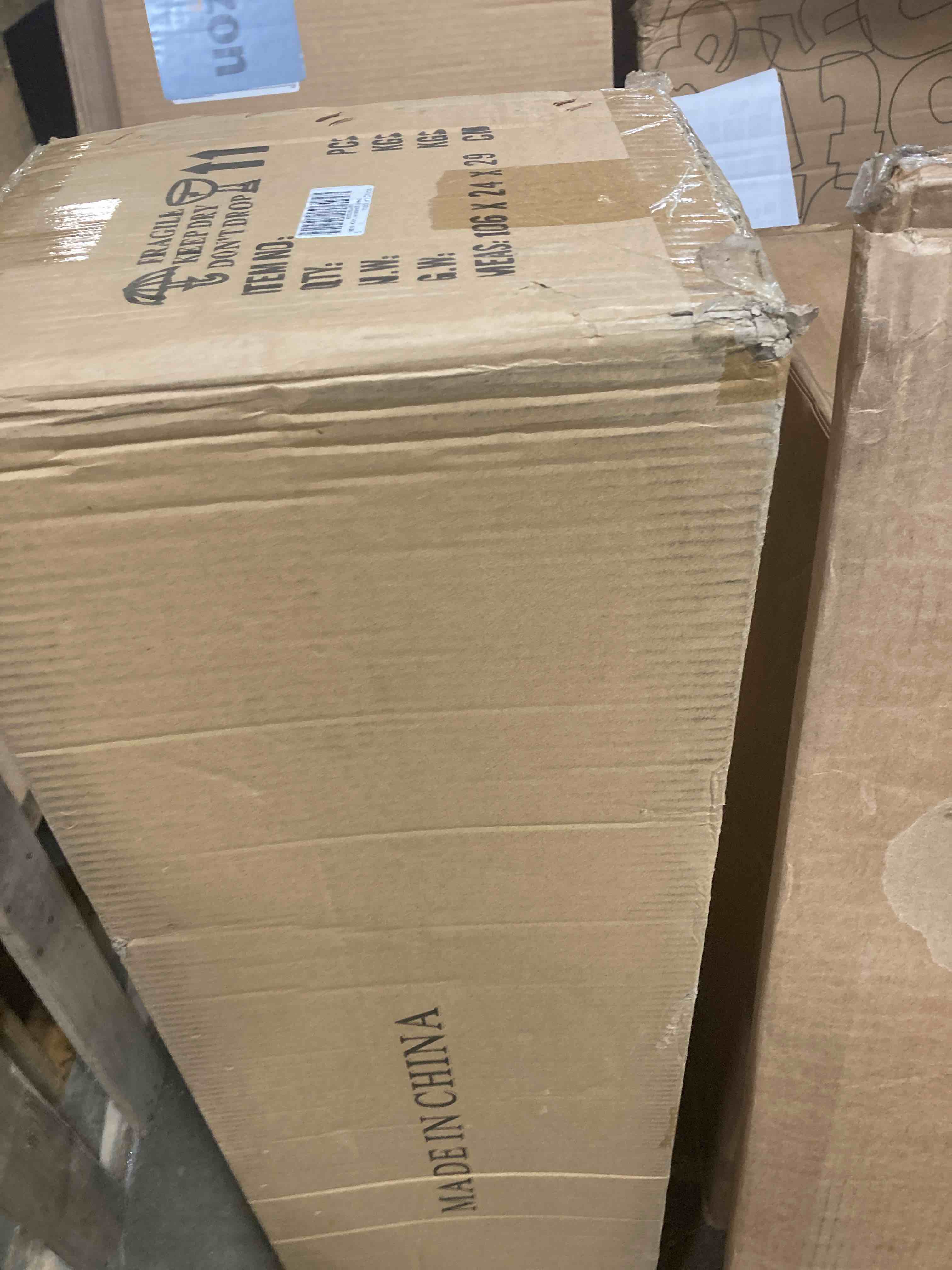 https://s3.amazonaws.com/lotting-images-prod/phillipi/YEL3787404_1730389499536.jpeg