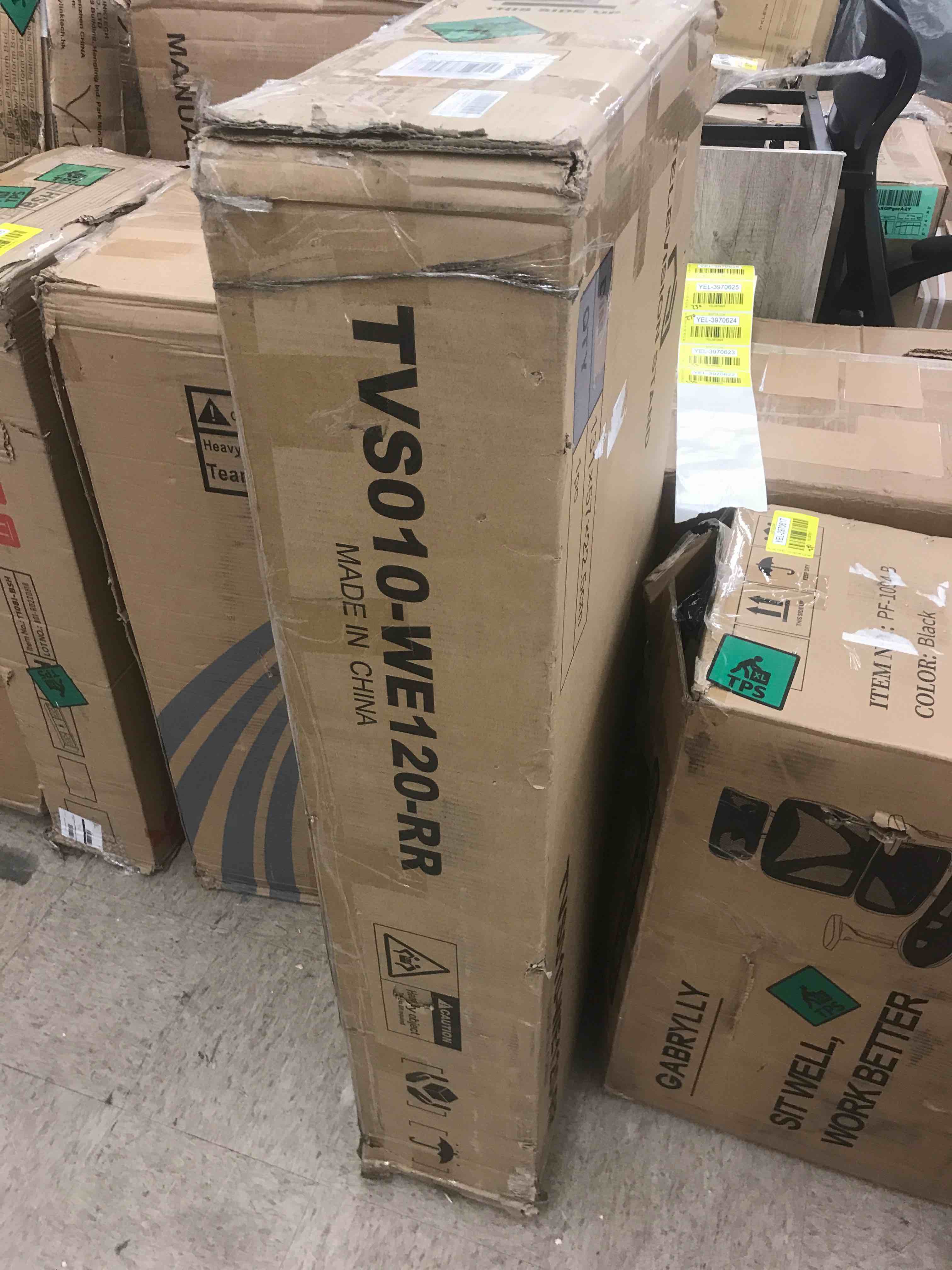 https://s3.amazonaws.com/lotting-images-prod/phillipi/YEL3970621_1678293462565.jpeg