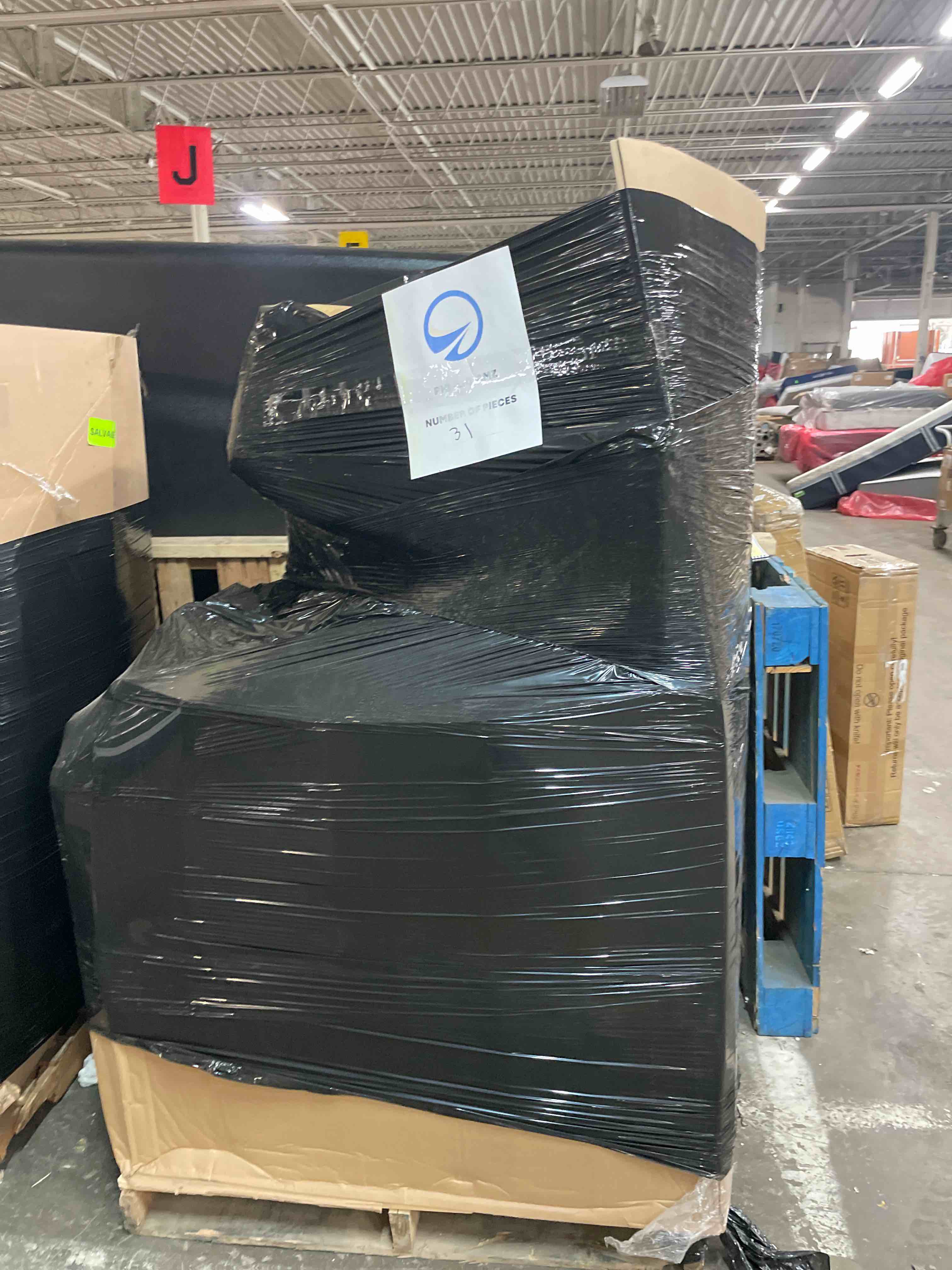https://s3.amazonaws.com/lotting-images-prod/phillipi/YEL3978136_1736800045936.jpeg
