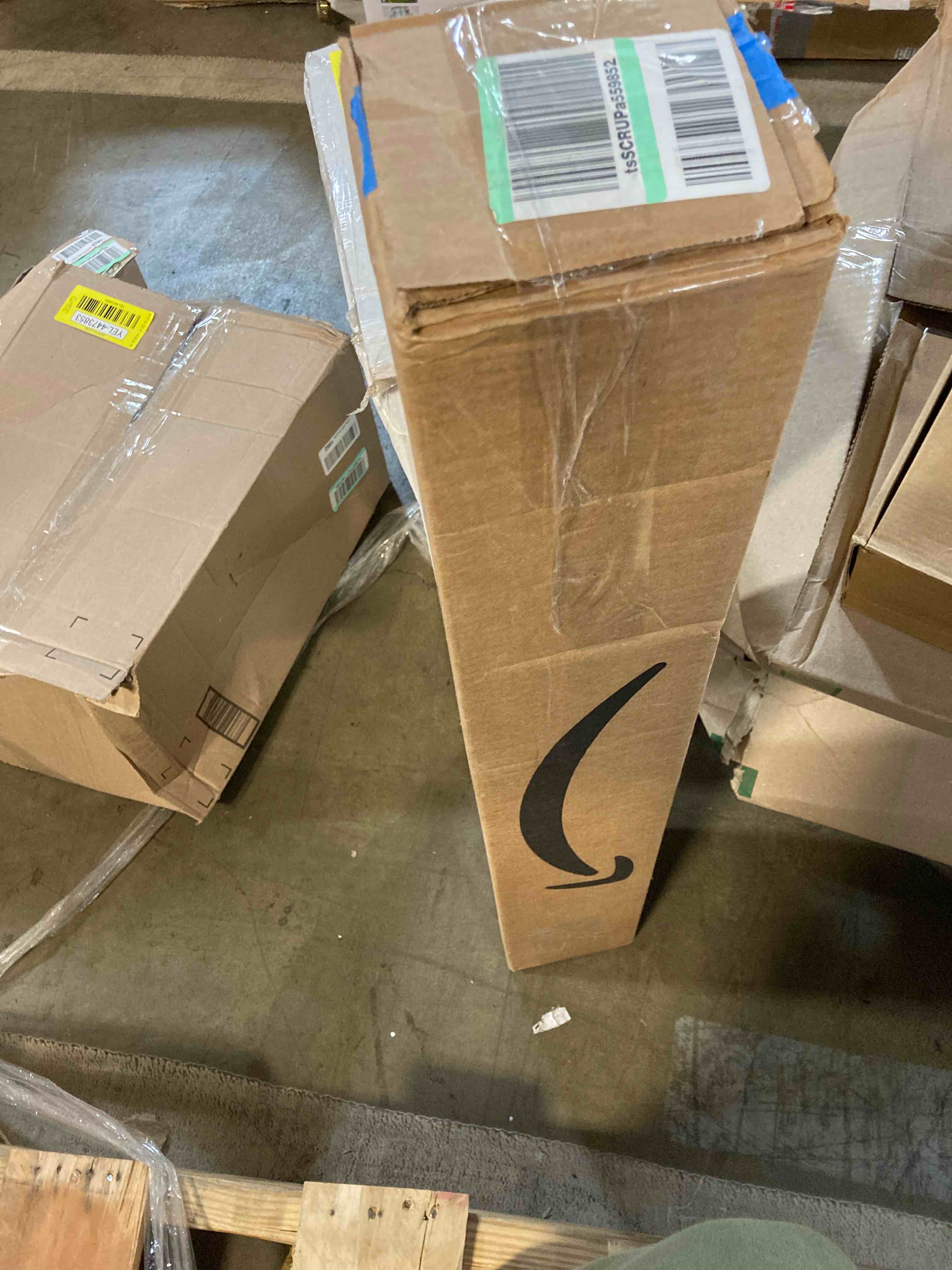 https://s3.amazonaws.com/lotting-images-prod/phillipi/YEL4473858_1698169427958.jpeg