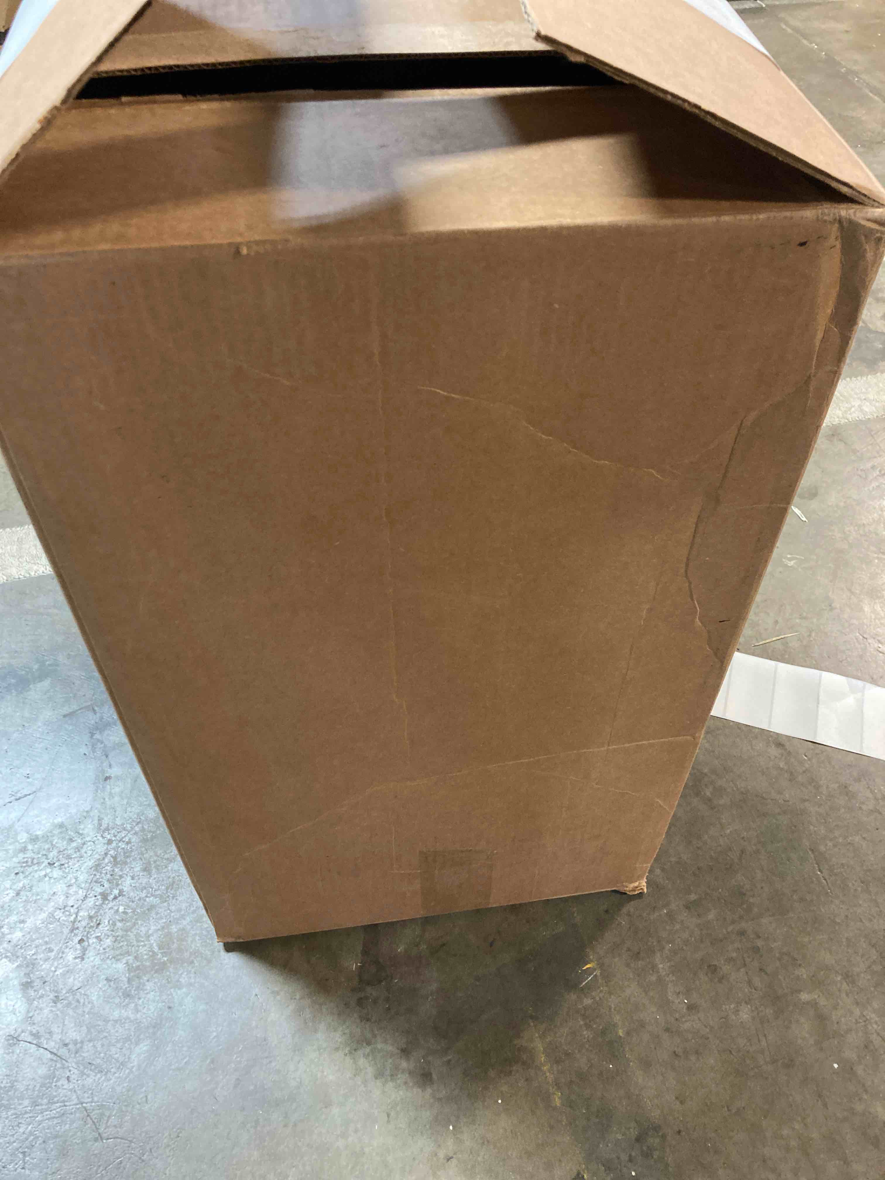 https://s3.amazonaws.com/lotting-images-prod/phillipi/YEL4474365_1700496310083.jpeg