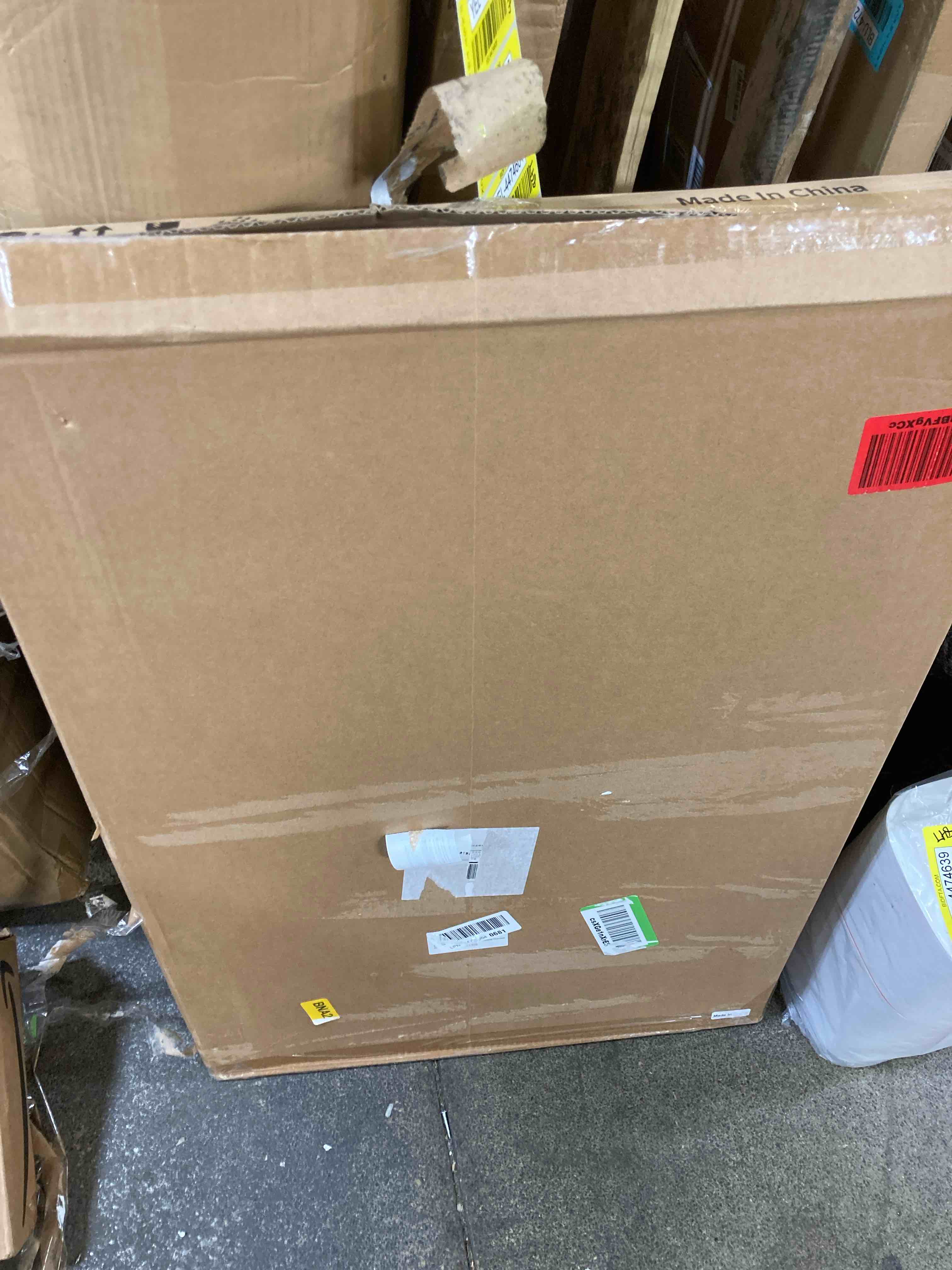 https://s3.amazonaws.com/lotting-images-prod/phillipi/YEL4474612_1701464395435.jpeg