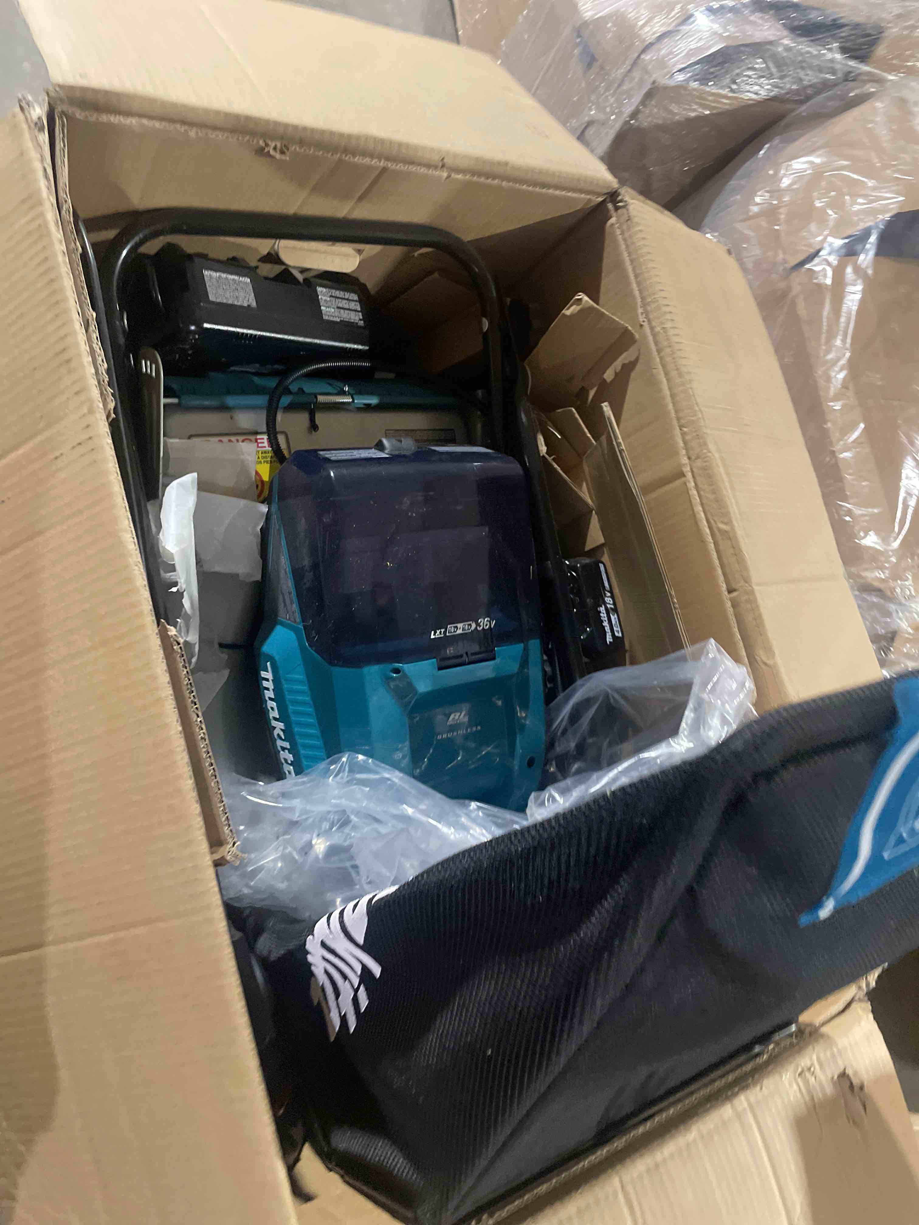 https://s3.amazonaws.com/lotting-images-prod/phillipi/YEL4736239_1687283036071.jpeg