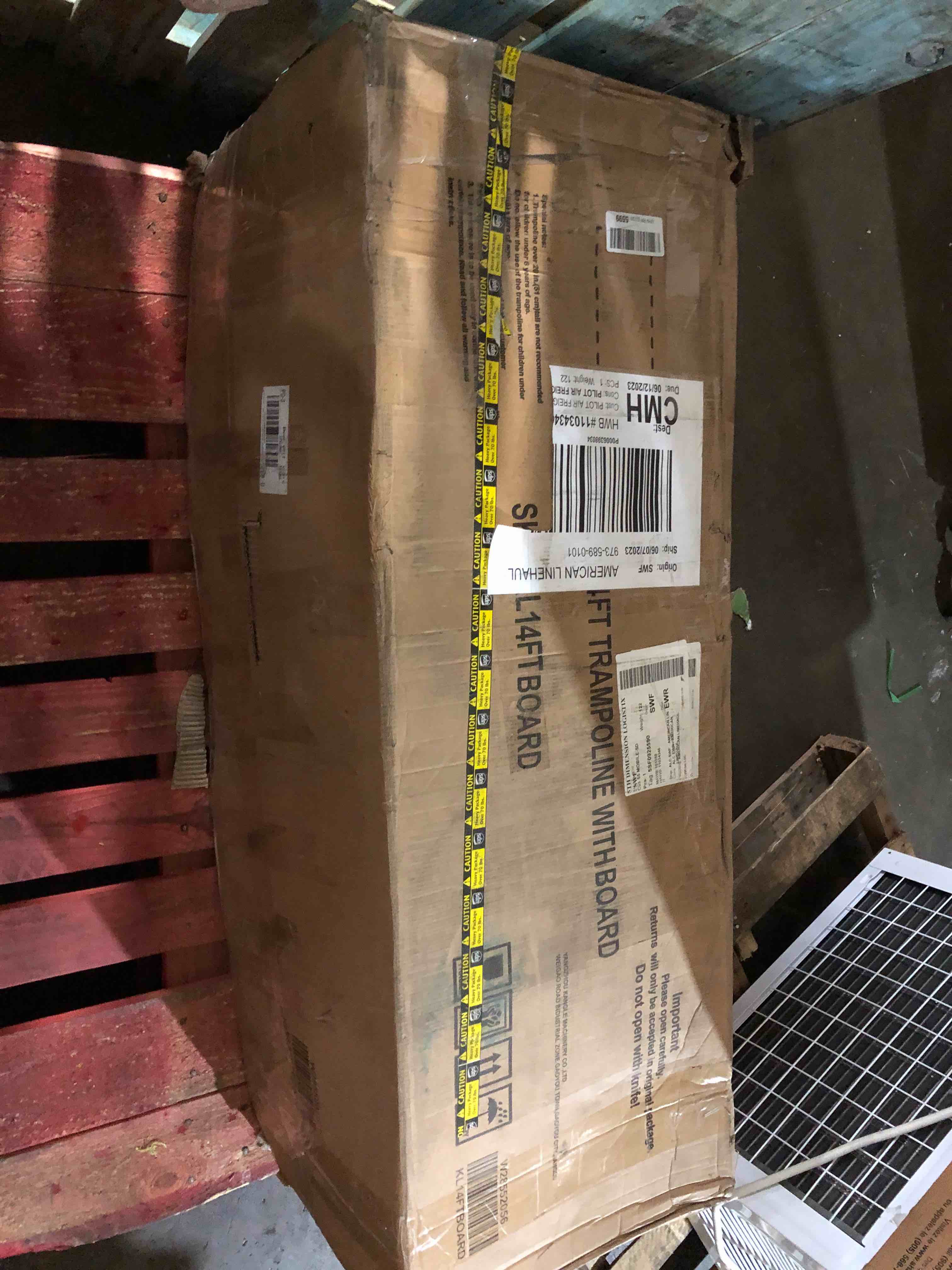 https://s3.amazonaws.com/lotting-images-prod/phillipi/YEL4736877_1688745559913.jpeg