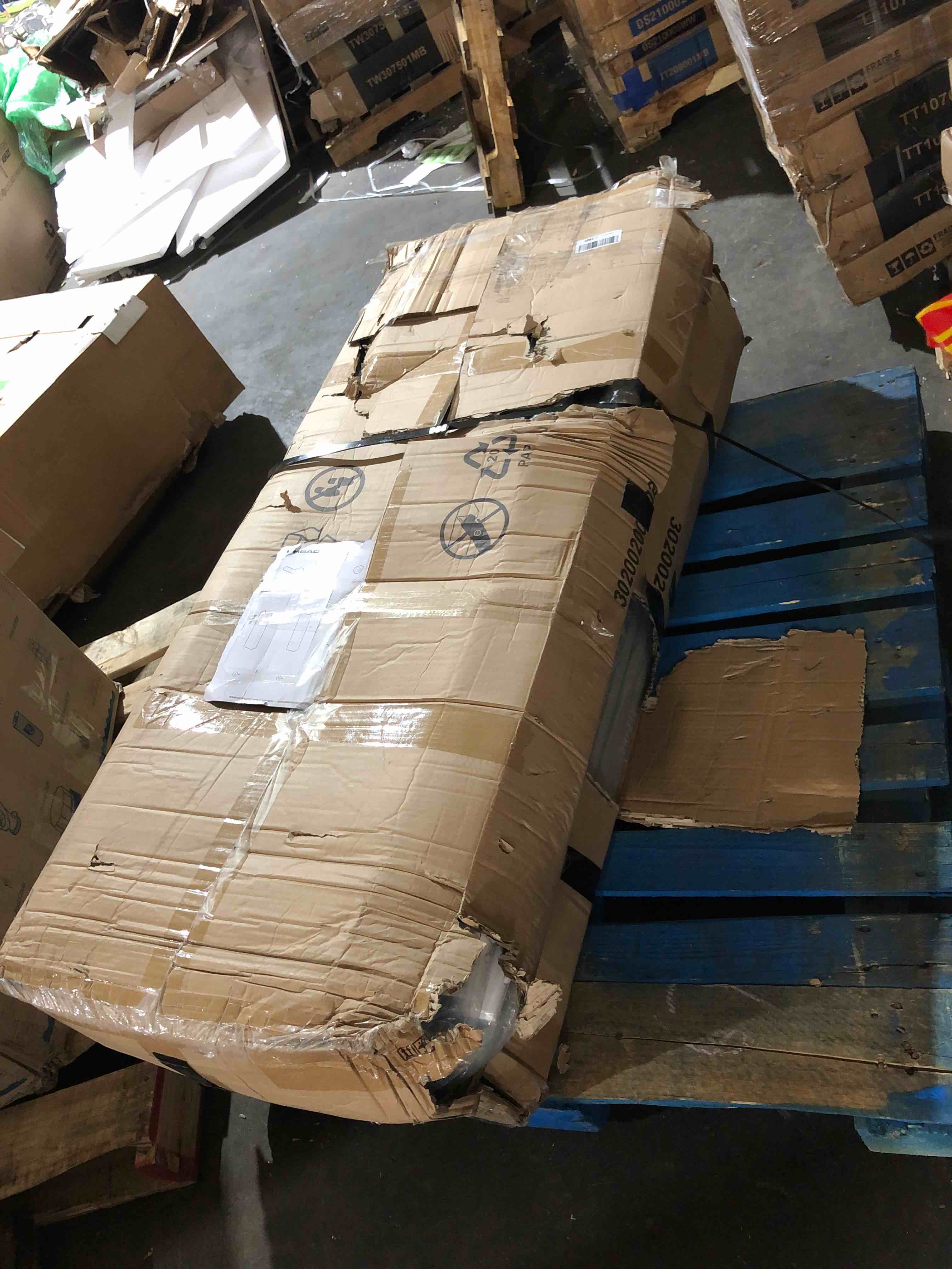 https://s3.amazonaws.com/lotting-images-prod/phillipi/YEL4736896_1688742046121.jpeg
