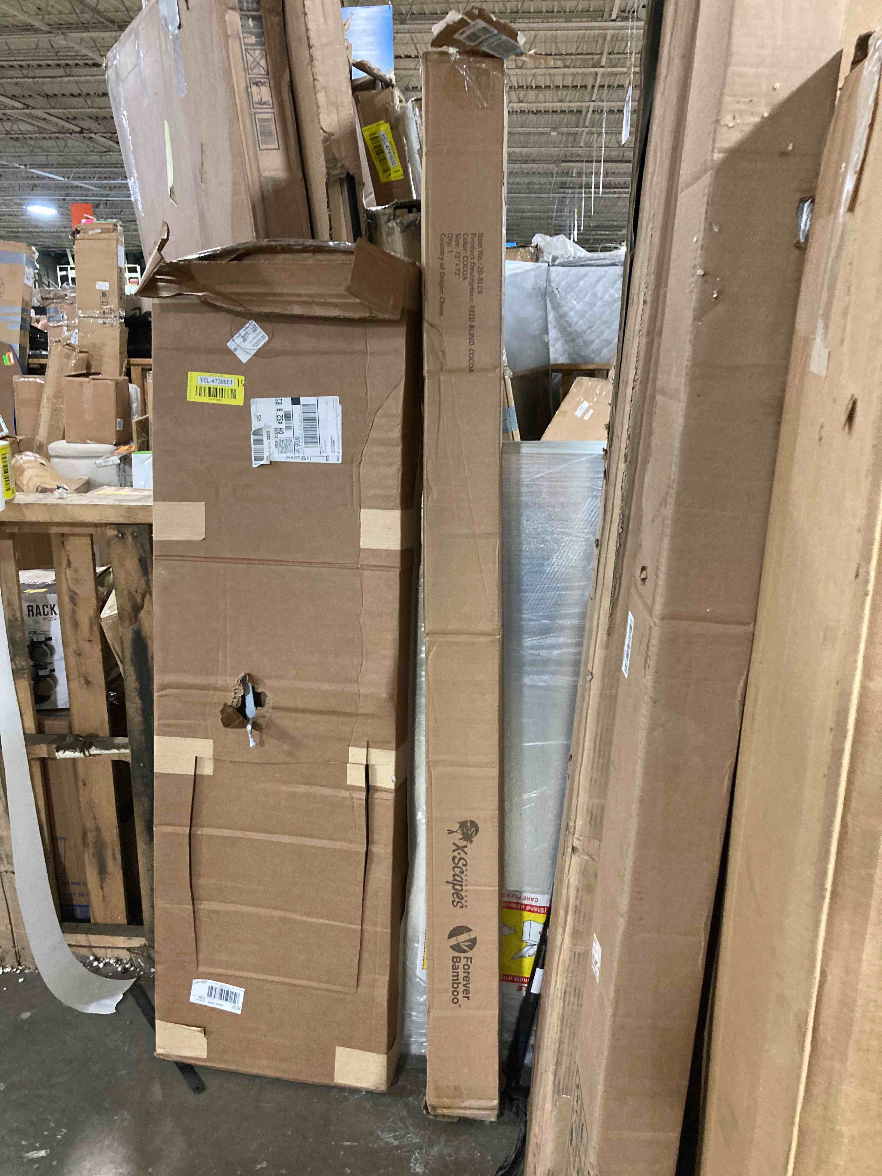 https://s3.amazonaws.com/lotting-images-prod/phillipi/YEL4739662_1695924260820.jpeg