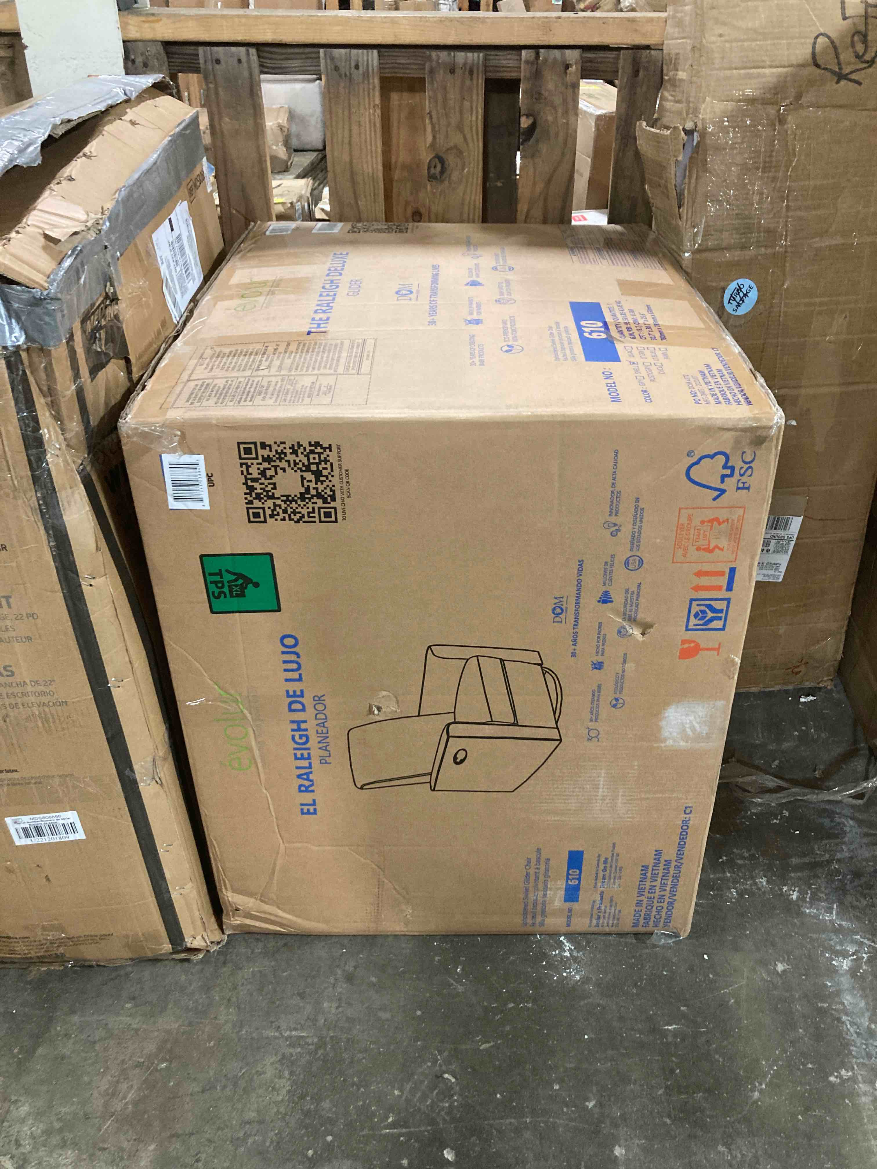 https://s3.amazonaws.com/lotting-images-prod/phillipi/YEL4739671_1695927978431.jpeg
