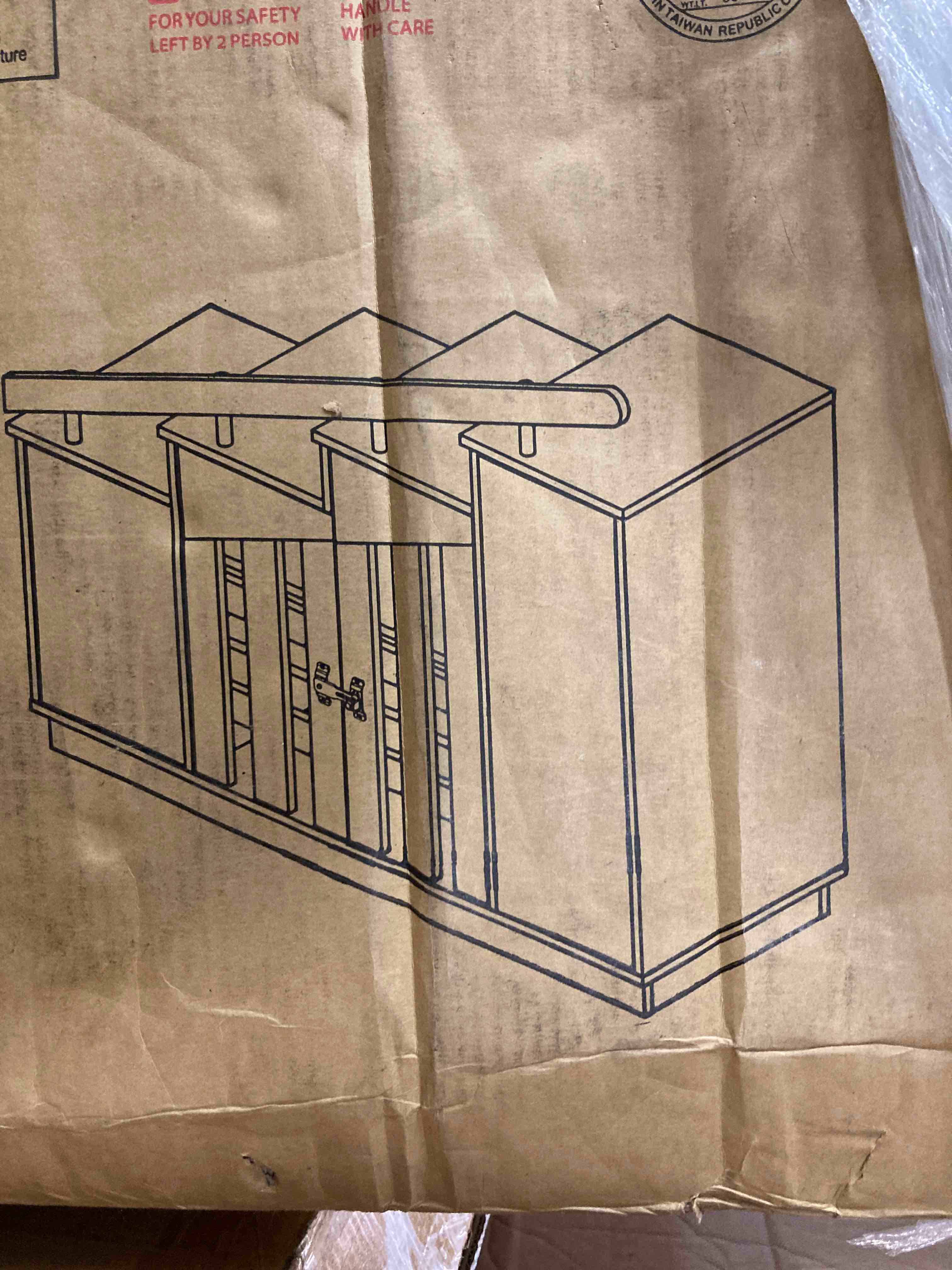 https://s3.amazonaws.com/lotting-images-prod/phillipi/YEL4739706_1696004241466.jpeg