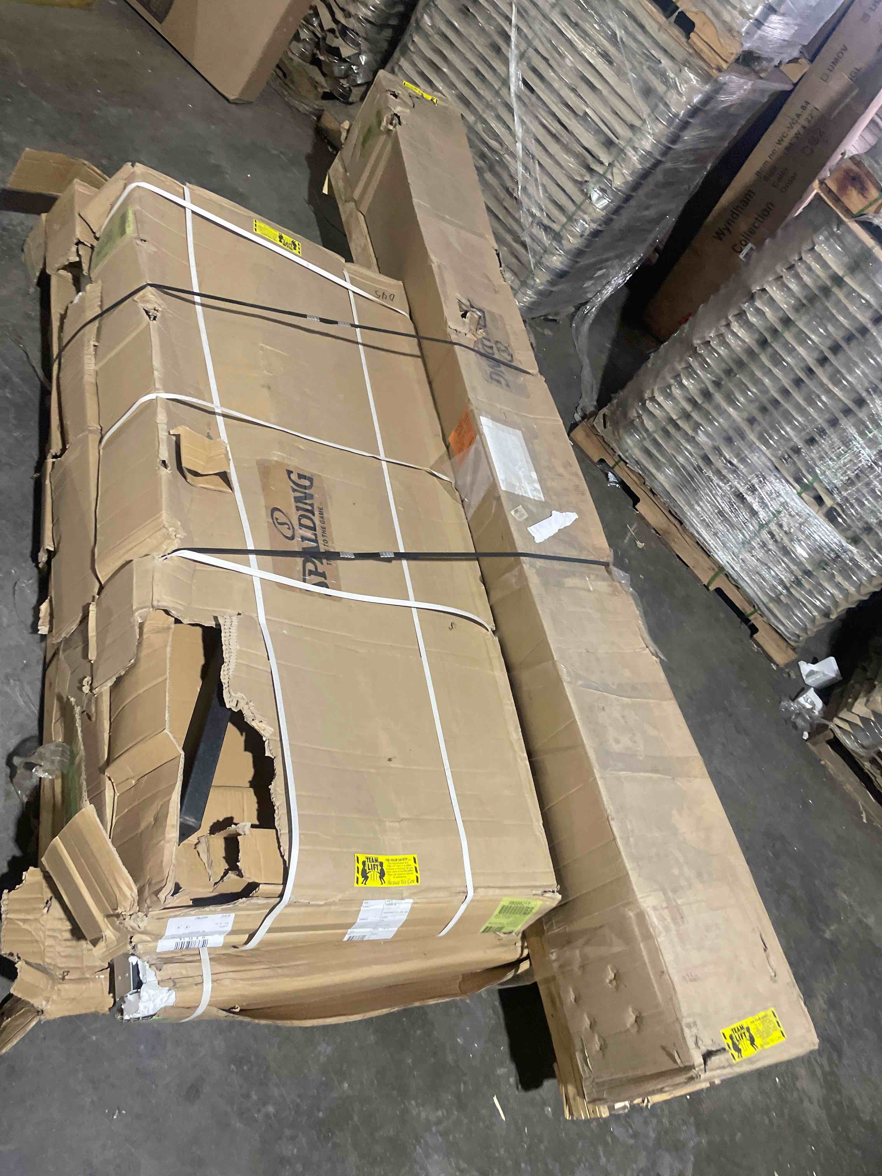 https://s3.amazonaws.com/lotting-images-prod/phillipi/YEL4740161_1696962160504.jpeg