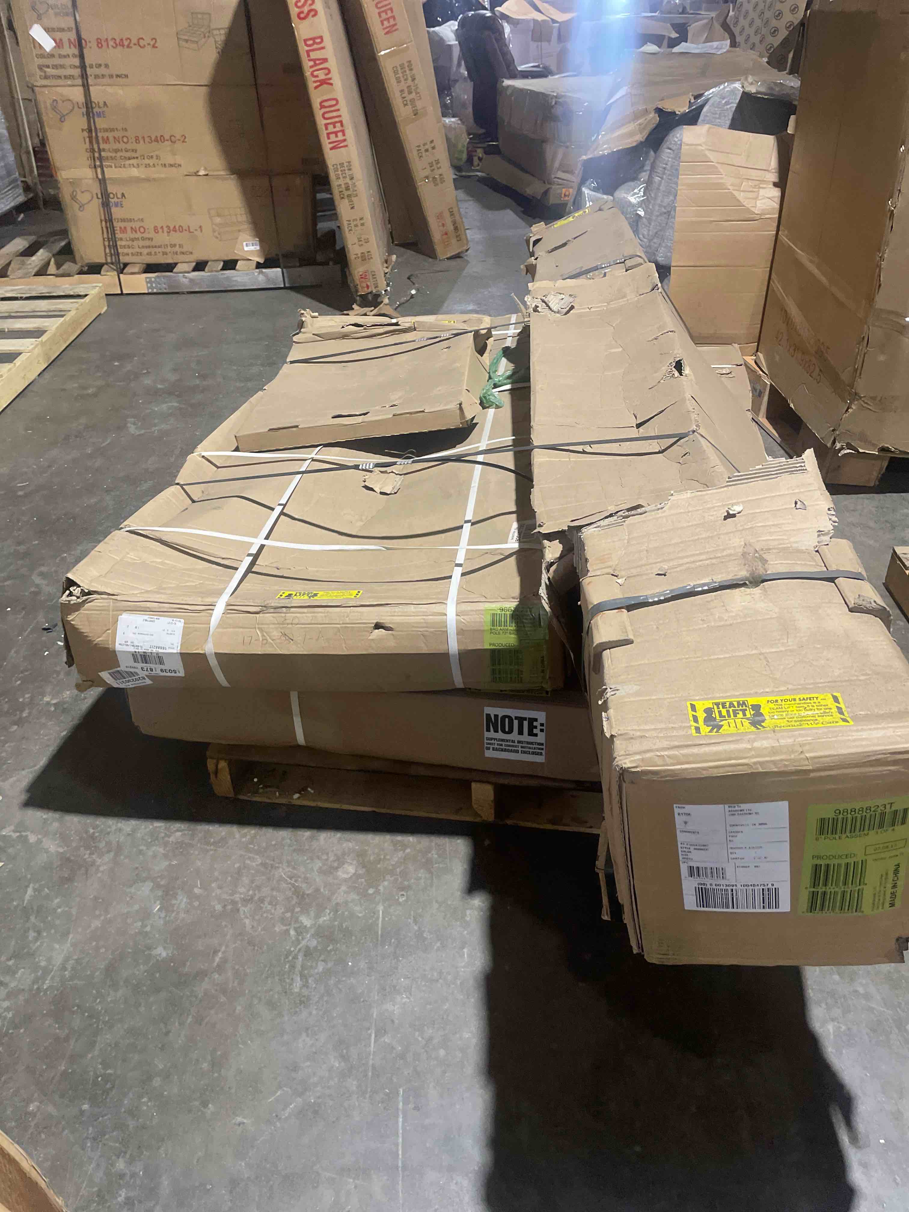 https://s3.amazonaws.com/lotting-images-prod/phillipi/YEL4740162_1696962876004.jpeg