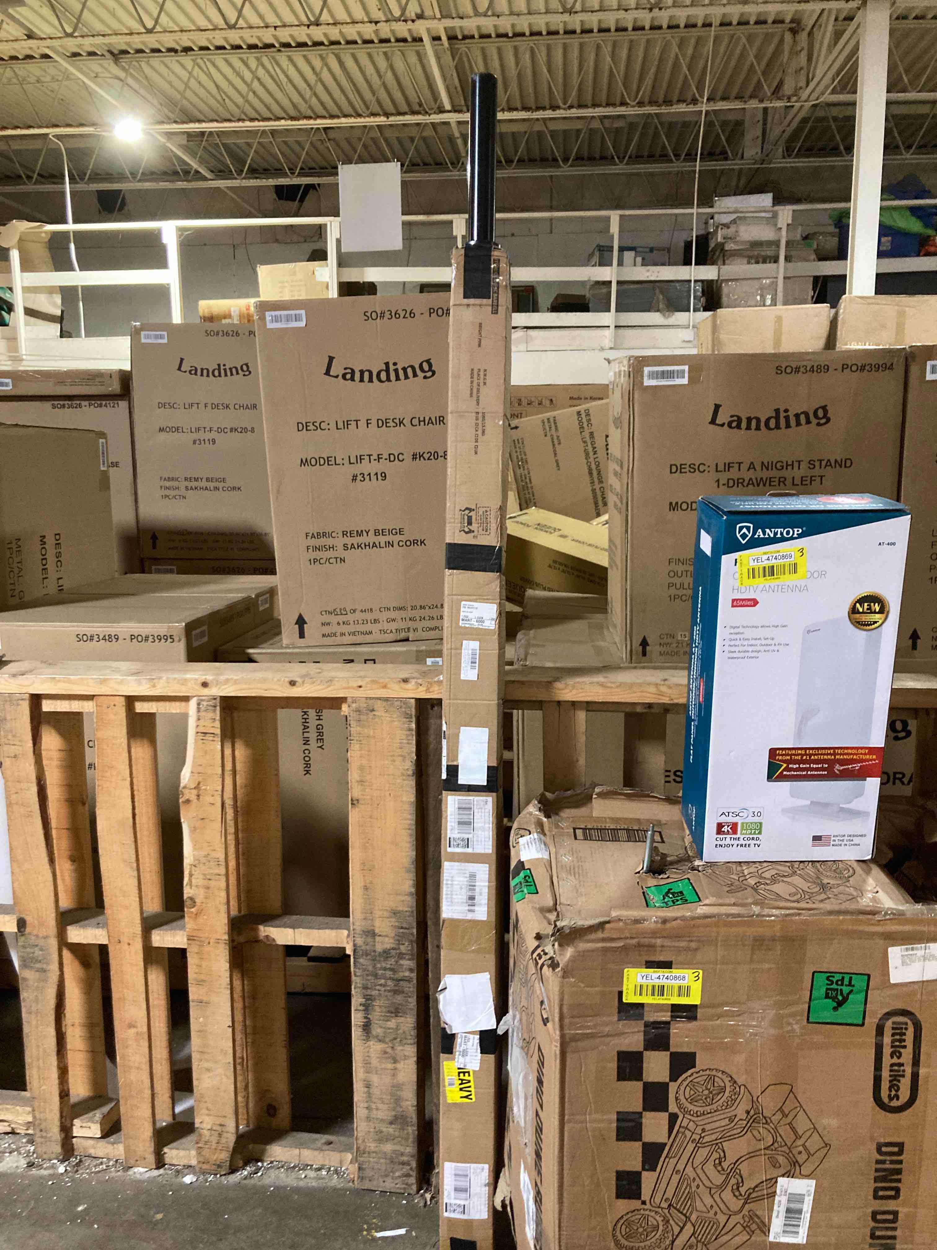 https://s3.amazonaws.com/lotting-images-prod/phillipi/YEL4740870_1693496584982.jpeg