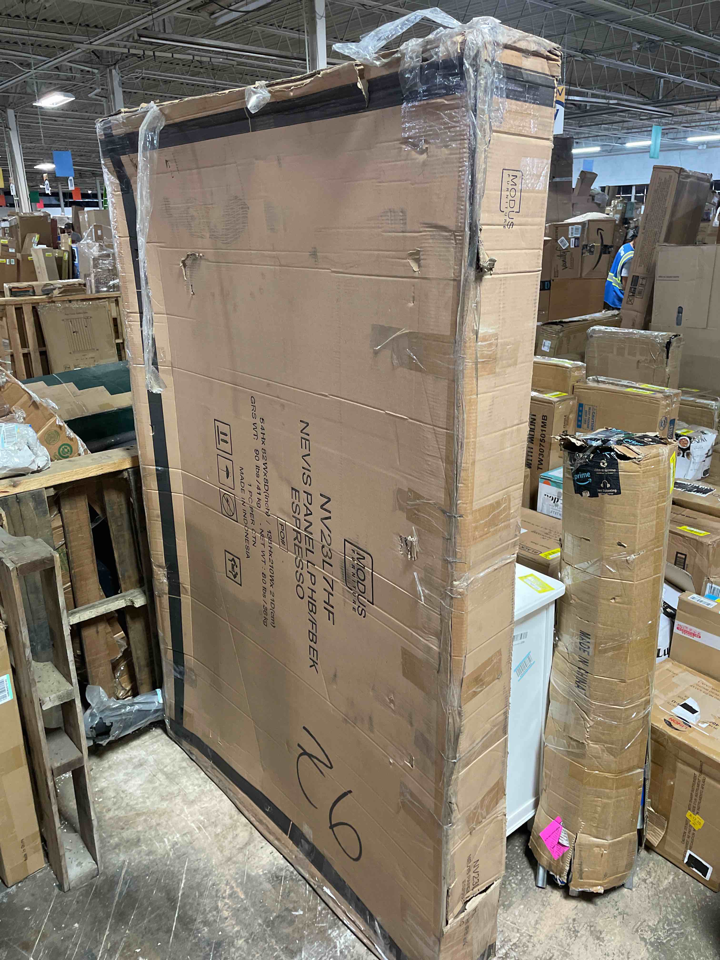https://s3.amazonaws.com/lotting-images-prod/phillipi/YEL4741279_1694206632956.jpeg