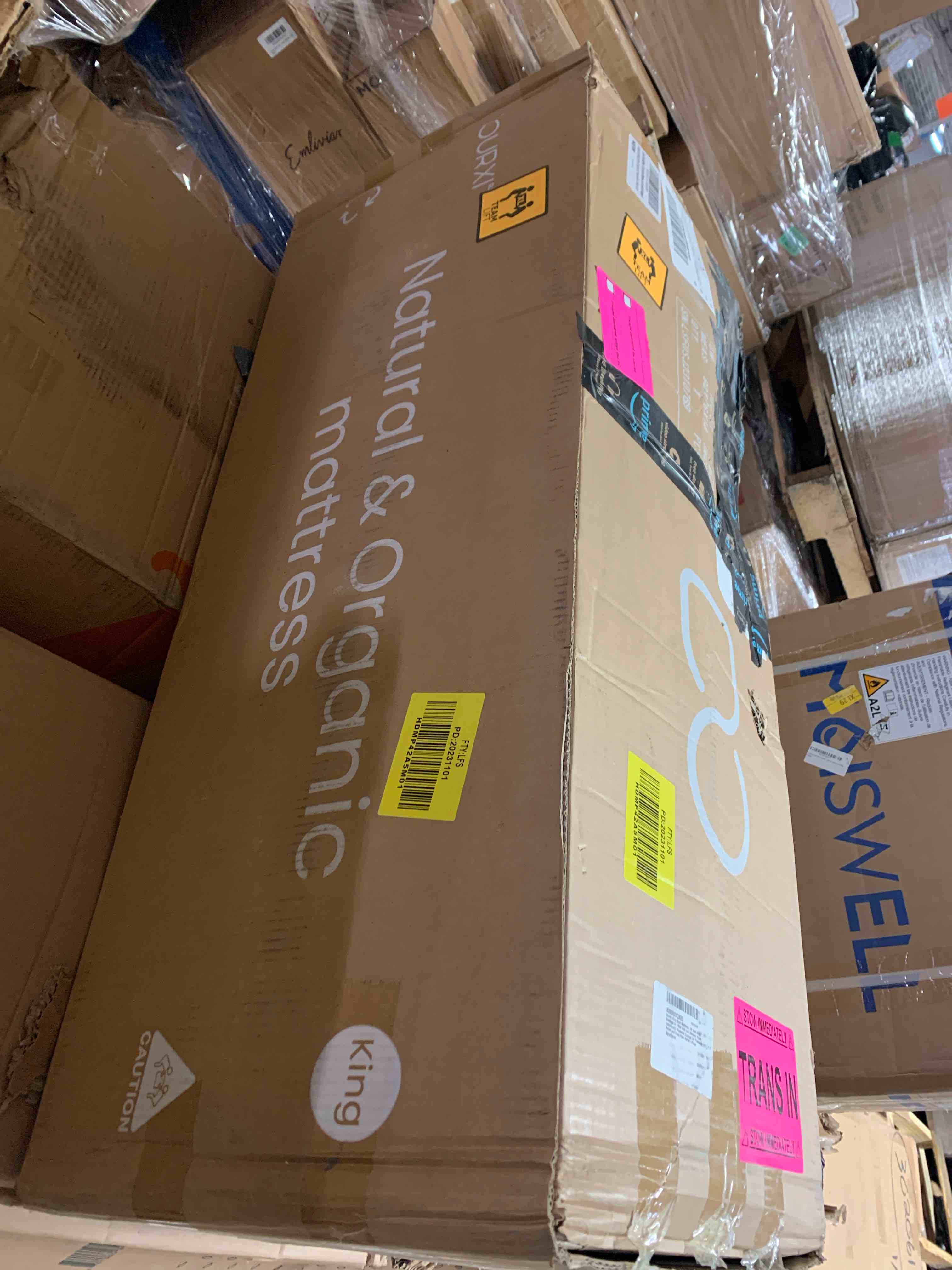 https://s3.amazonaws.com/lotting-images-prod/phillipi/YEL4741459_1708464094516.jpeg