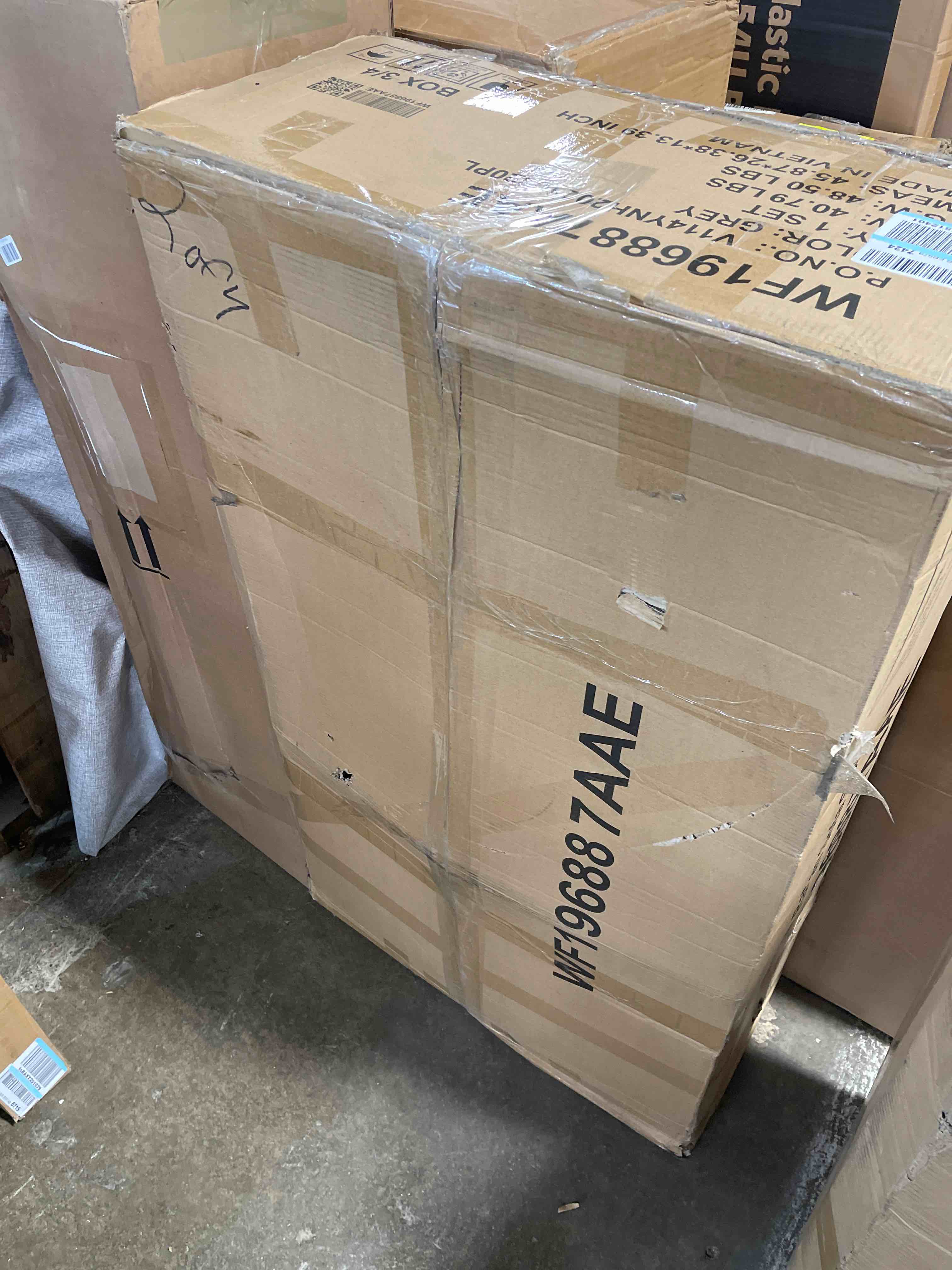 https://s3.amazonaws.com/lotting-images-prod/phillipi/YEL4745035_1685733019210.jpeg
