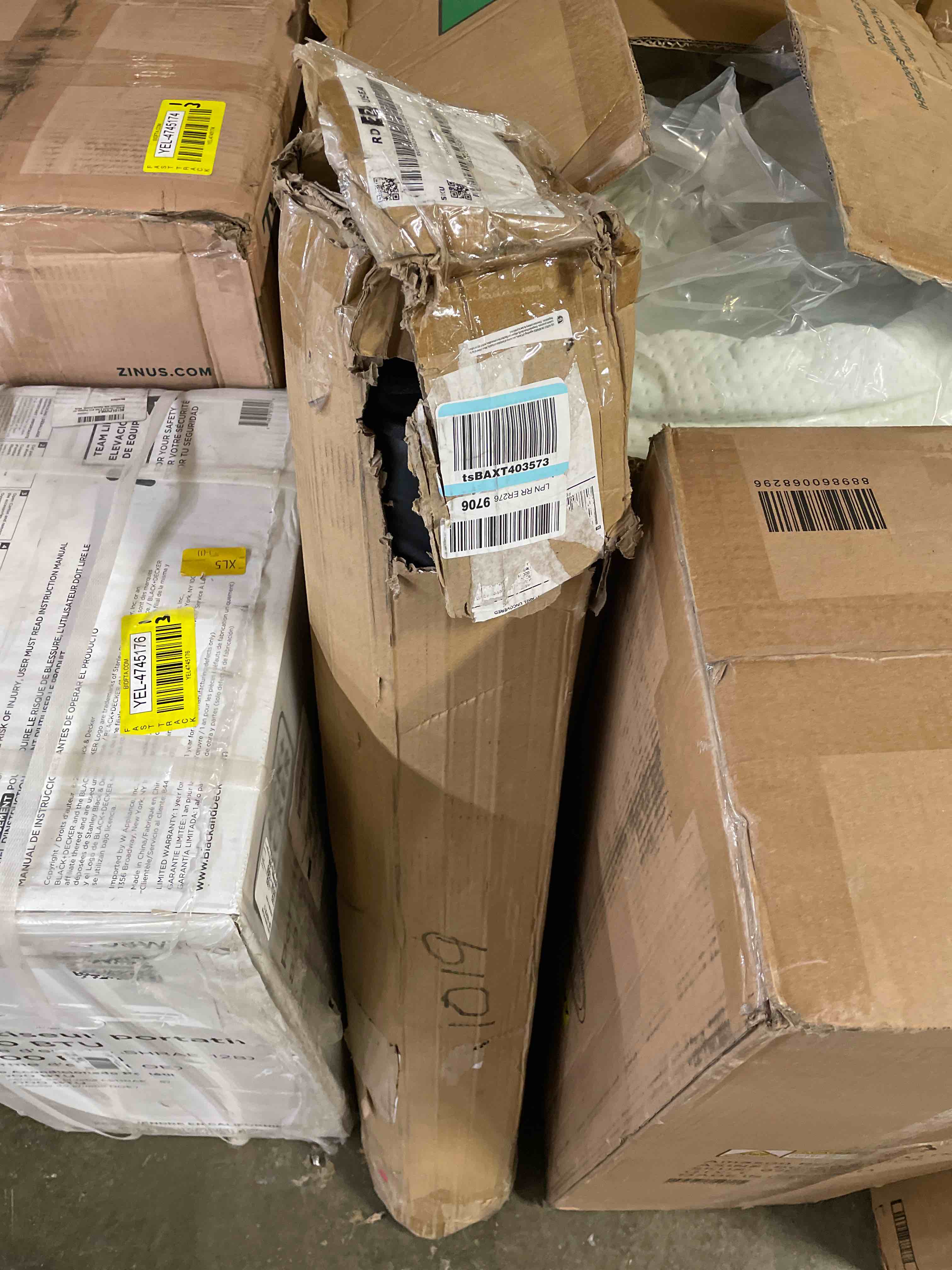 https://s3.amazonaws.com/lotting-images-prod/phillipi/YEL4745179_1685739591219.jpeg