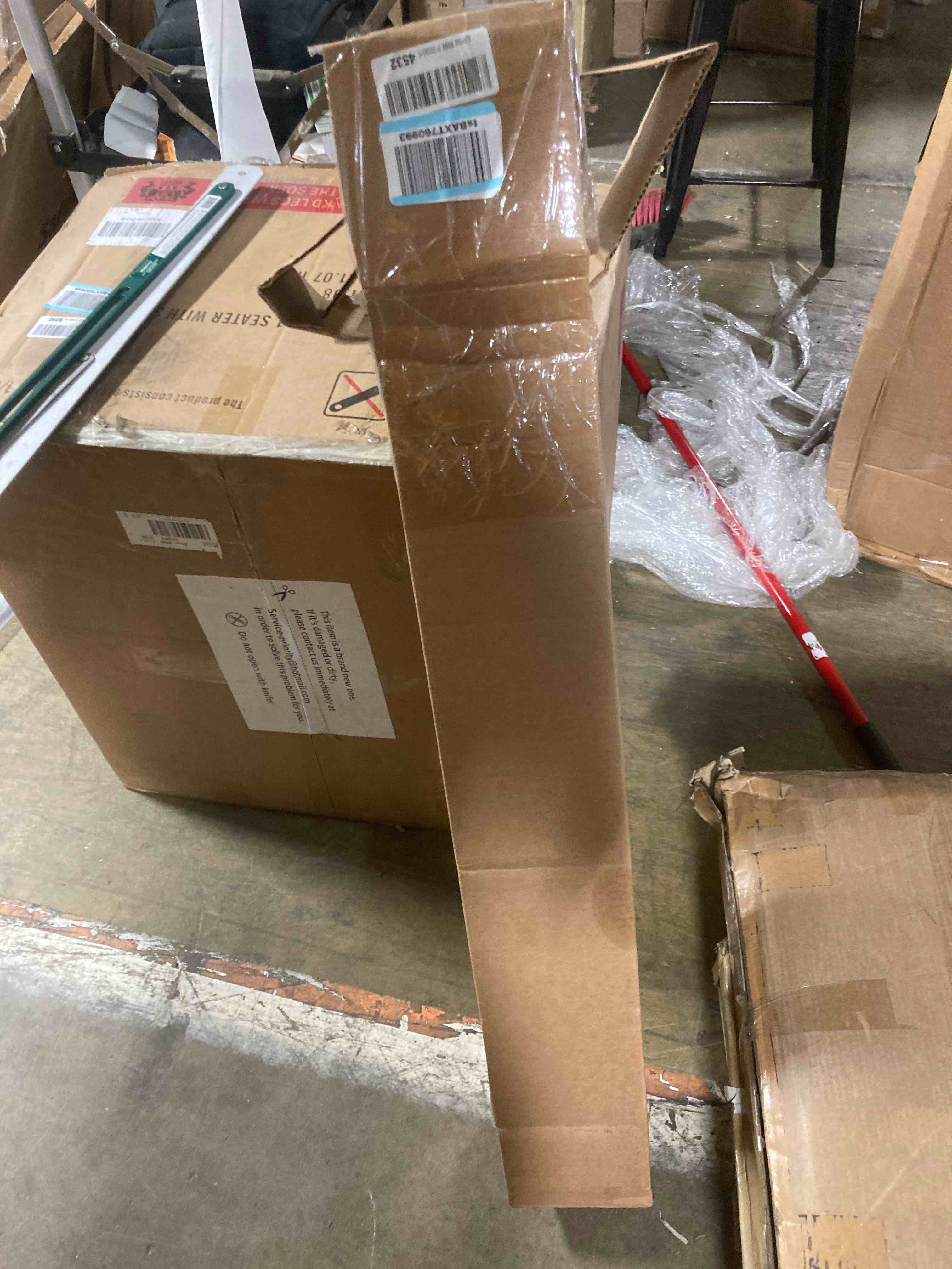 https://s3.amazonaws.com/lotting-images-prod/phillipi/YEL4745585_1686165396023.jpeg