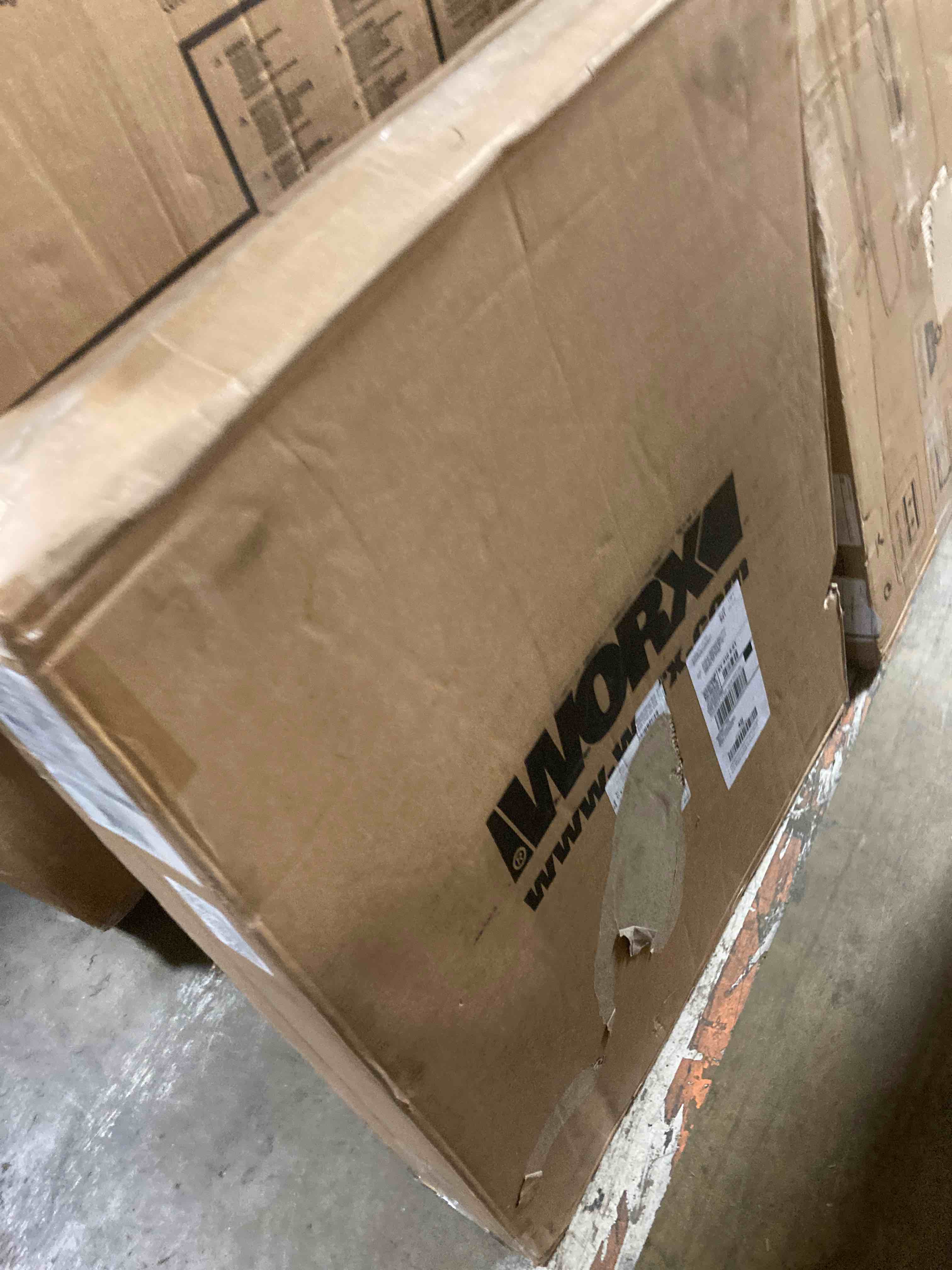 https://s3.amazonaws.com/lotting-images-prod/phillipi/YEL4745610_1686170521273.jpeg